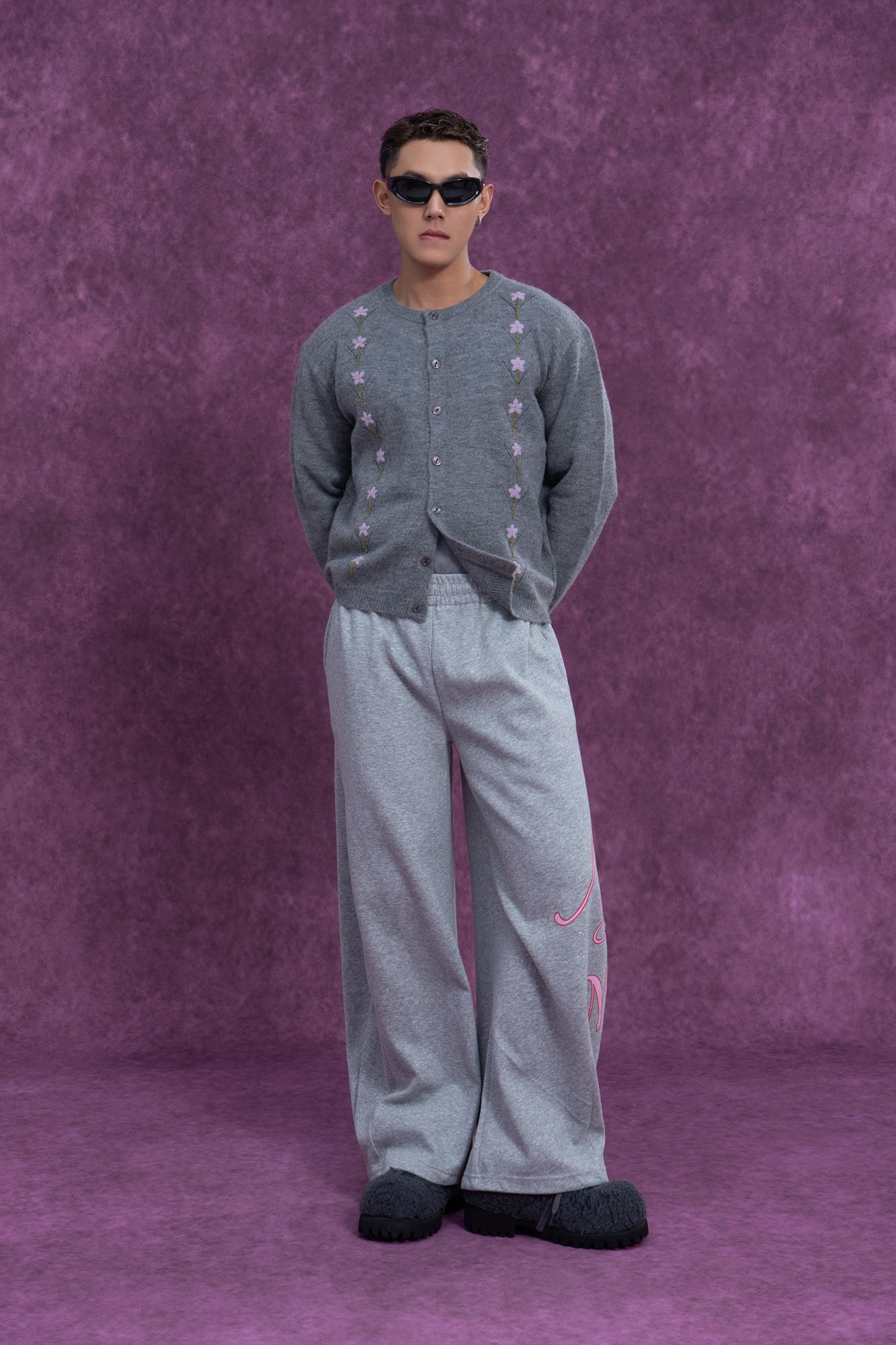 Gray Floral Line Embroidered Cardigan