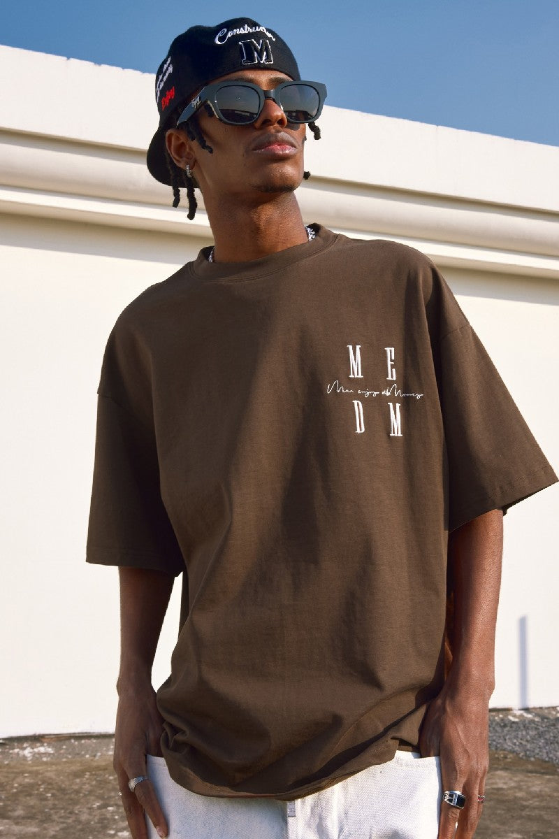 Tee with Embroidered Logo - chiclara