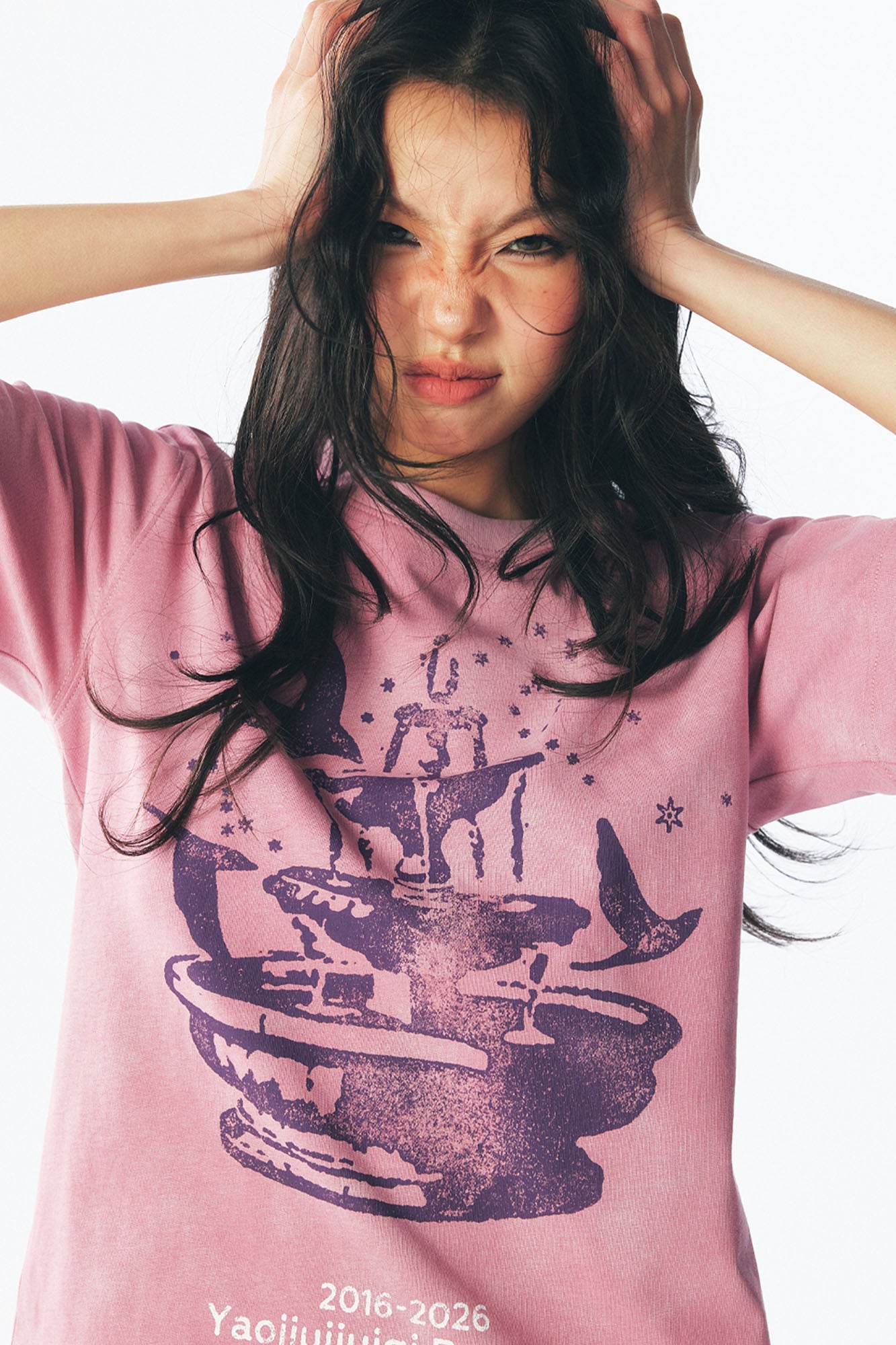 Fountain Dove Distressed Cotton Tee