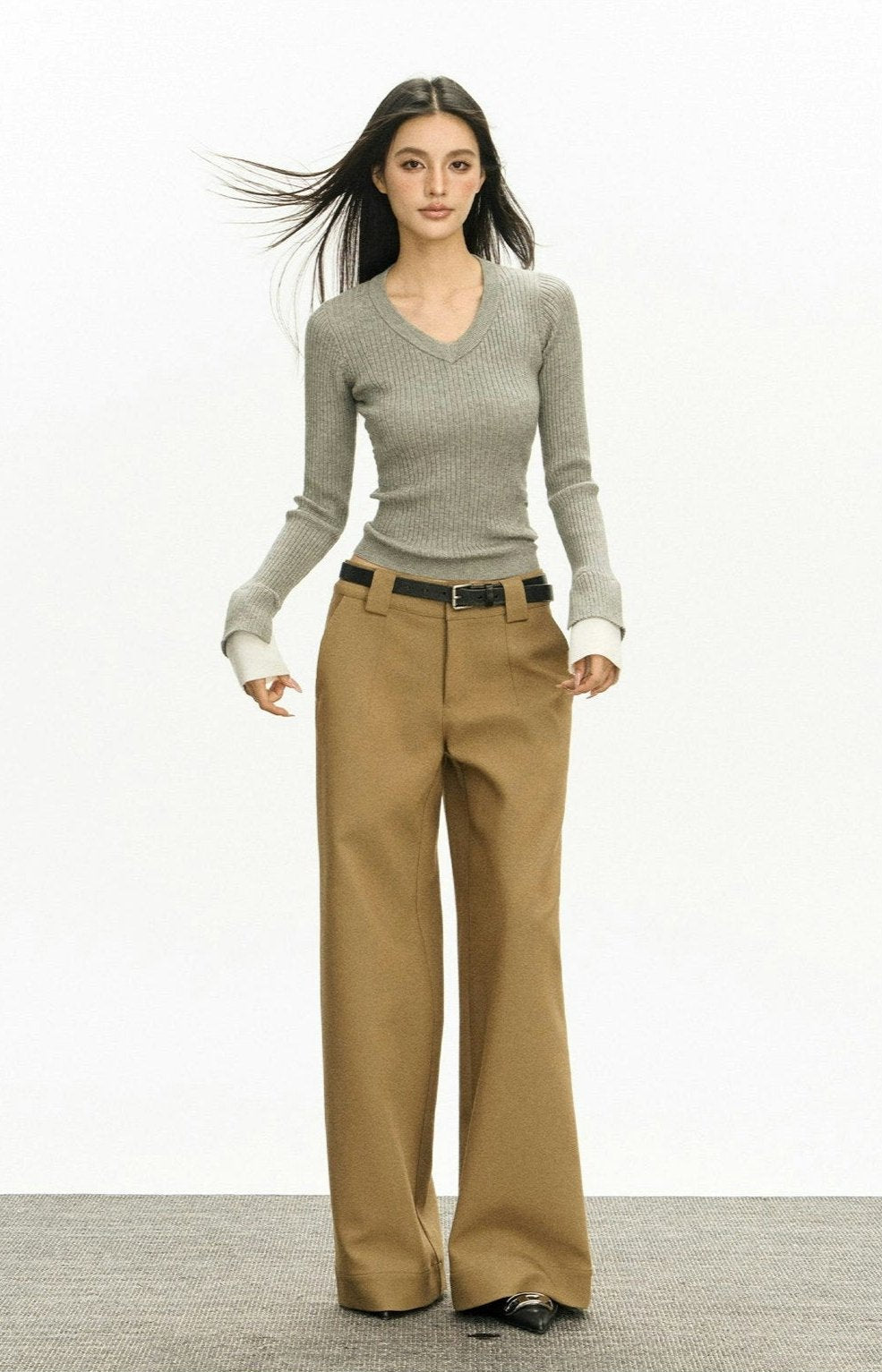 Ribbed V-Neck Contrast Sweater
