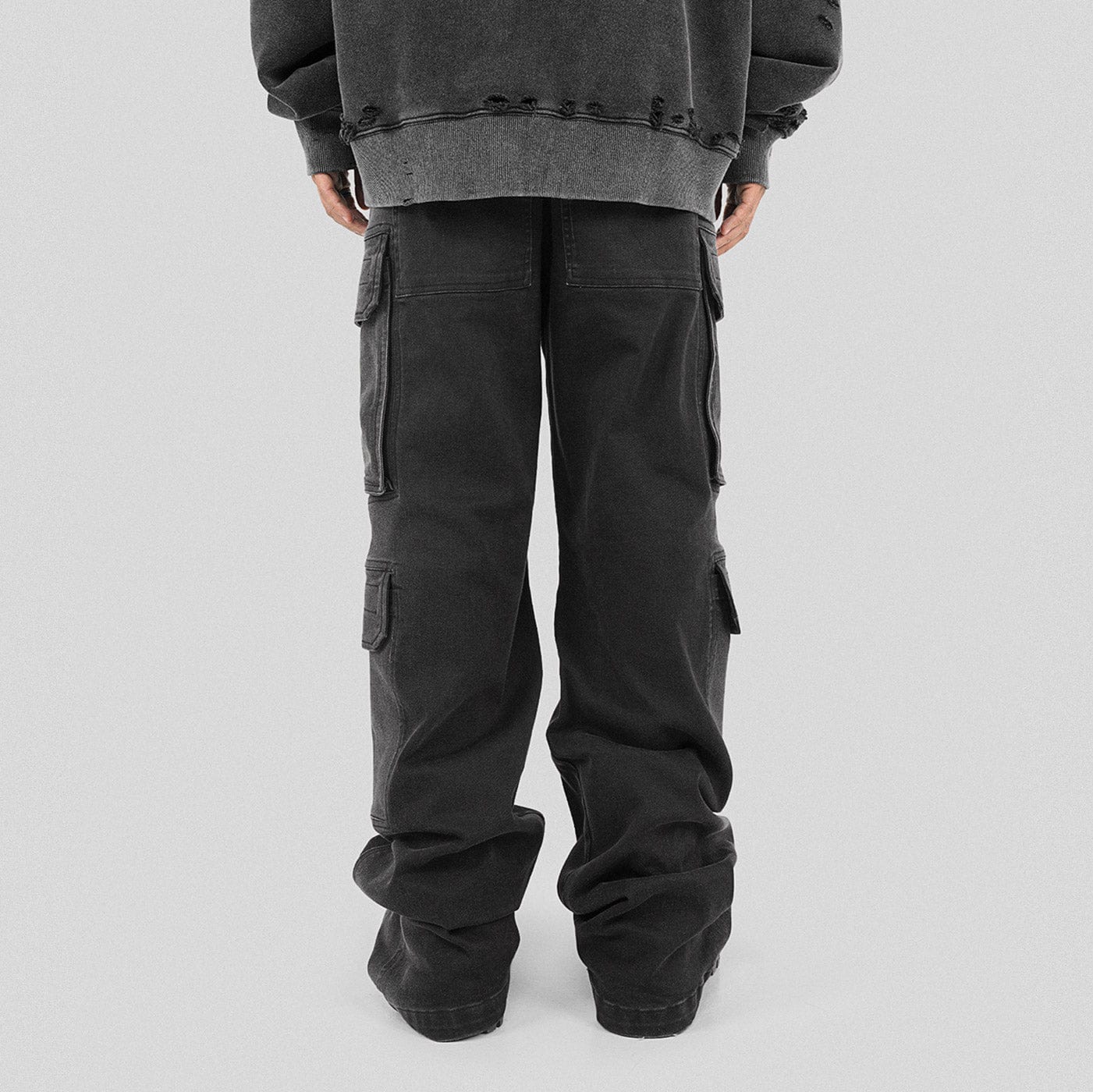 Jeans de carga negra gradiente de bolsillos múltiples