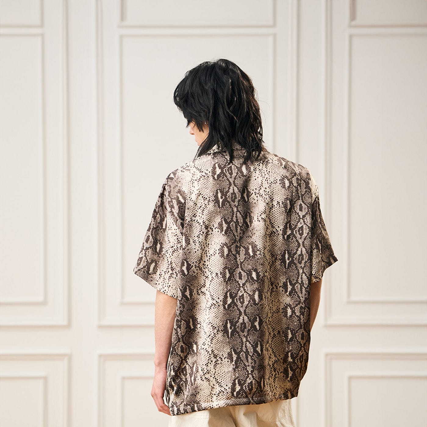 Chemise de camp à imprimé serpent