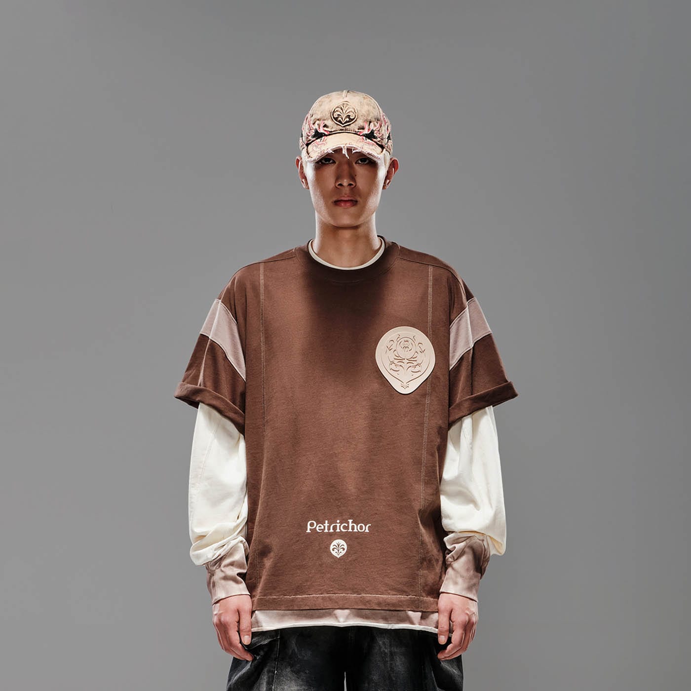 T-shirt de patch en couches