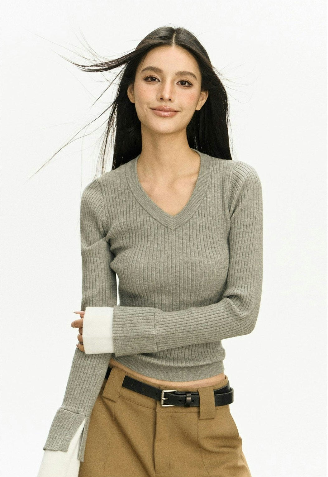 Ribbed V-Neck Contrast Sweater