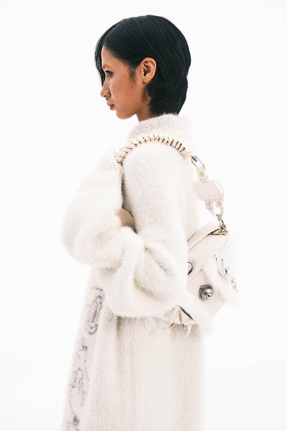 Sac à main en fausse fourrure d'embryon