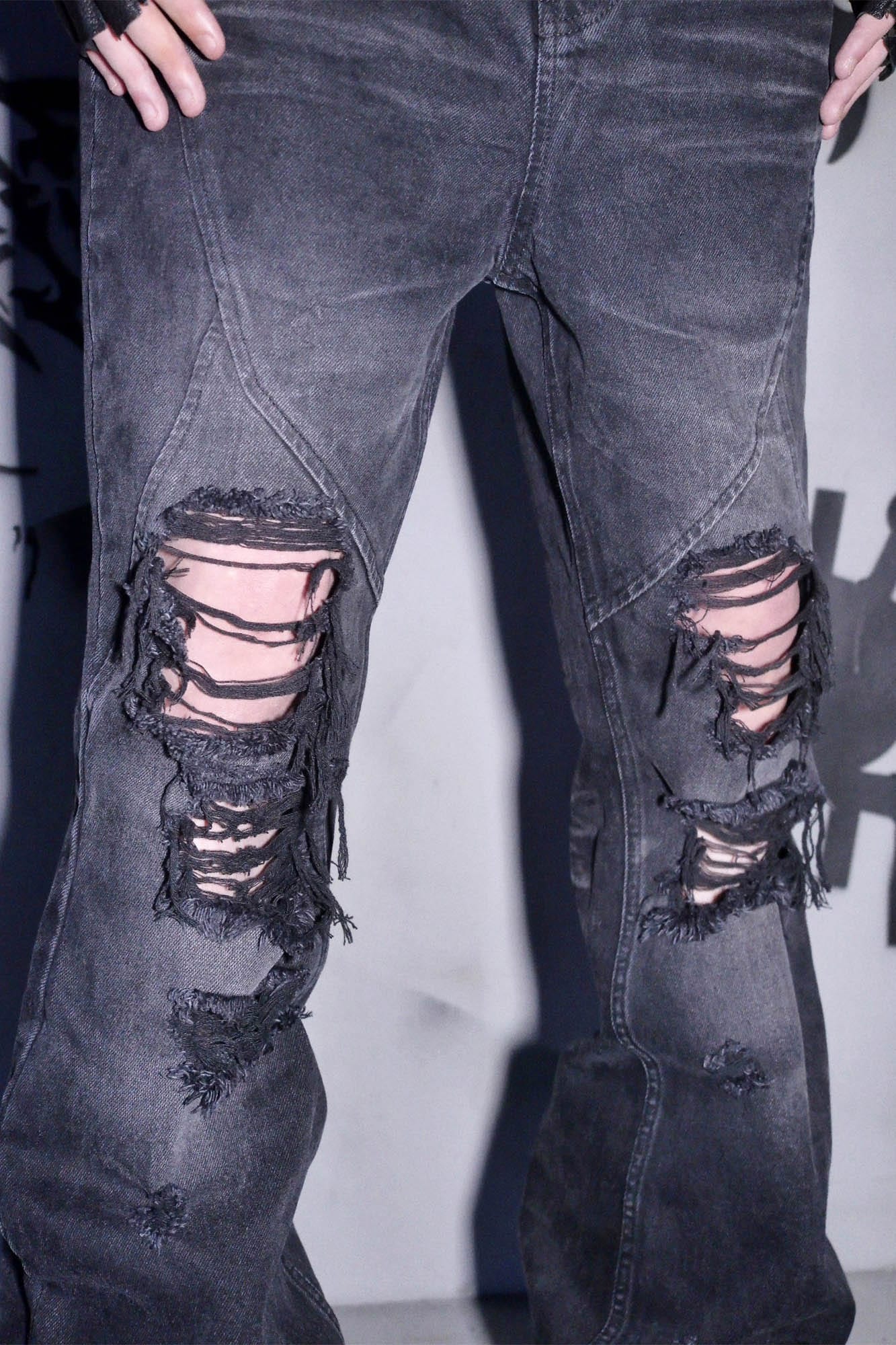 Jeans punk negros angustiados