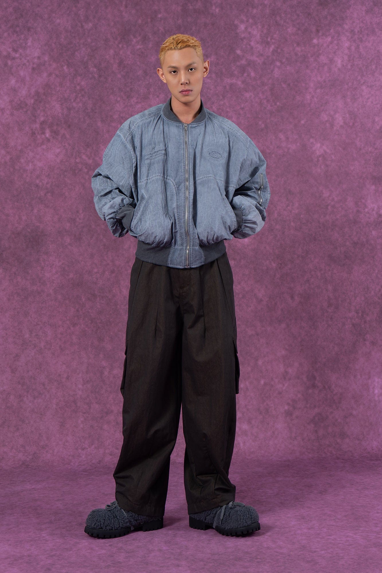 Slanted Pockets Wide-Leg Pants