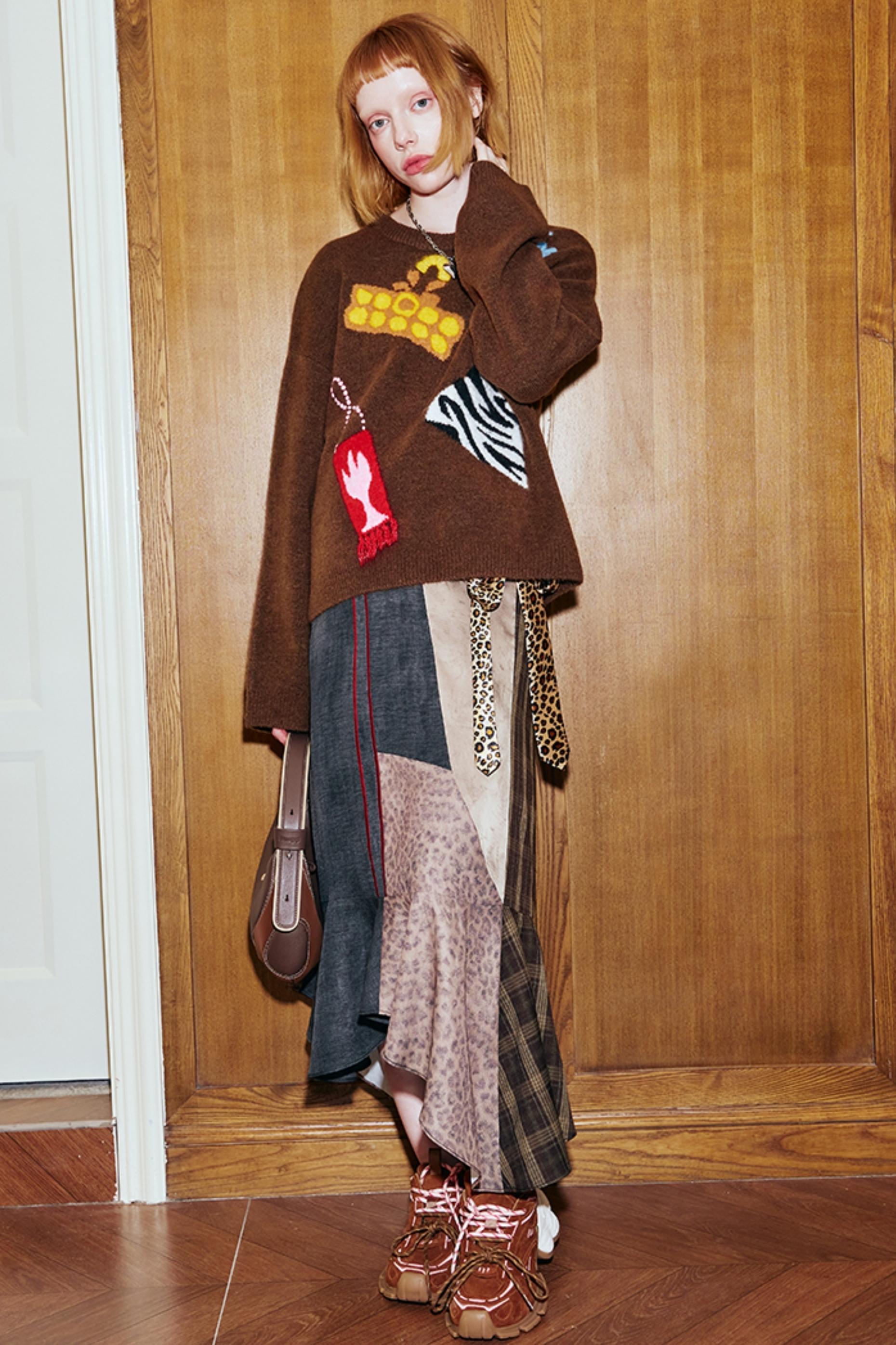 패치워크 데님 레오파드 미디 스커트