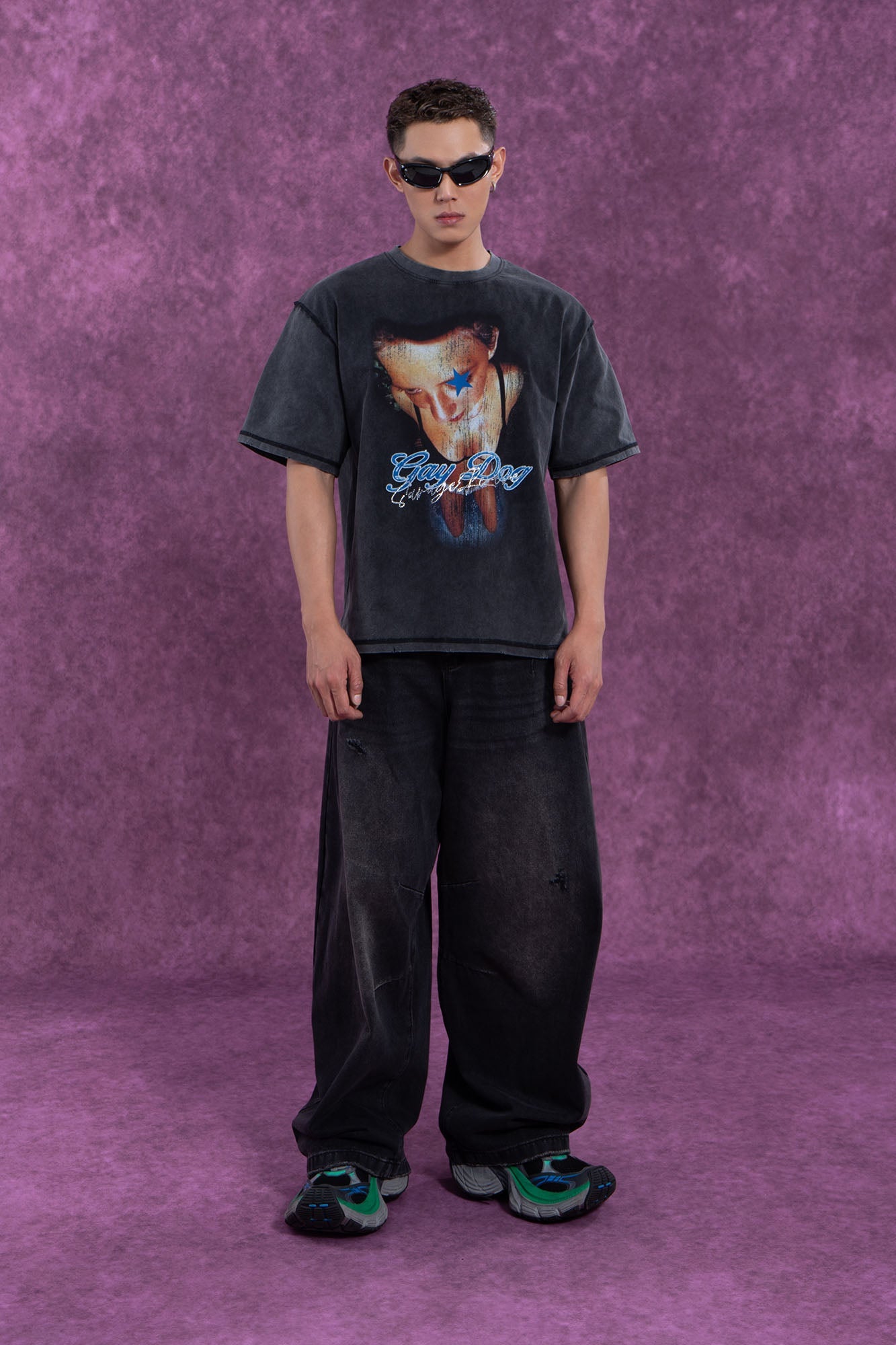 Distressed Black Baggy Jeans