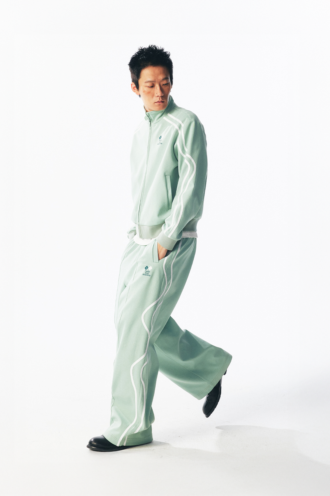 Contrast Curved-Stripe Quick-Dry Track Pants