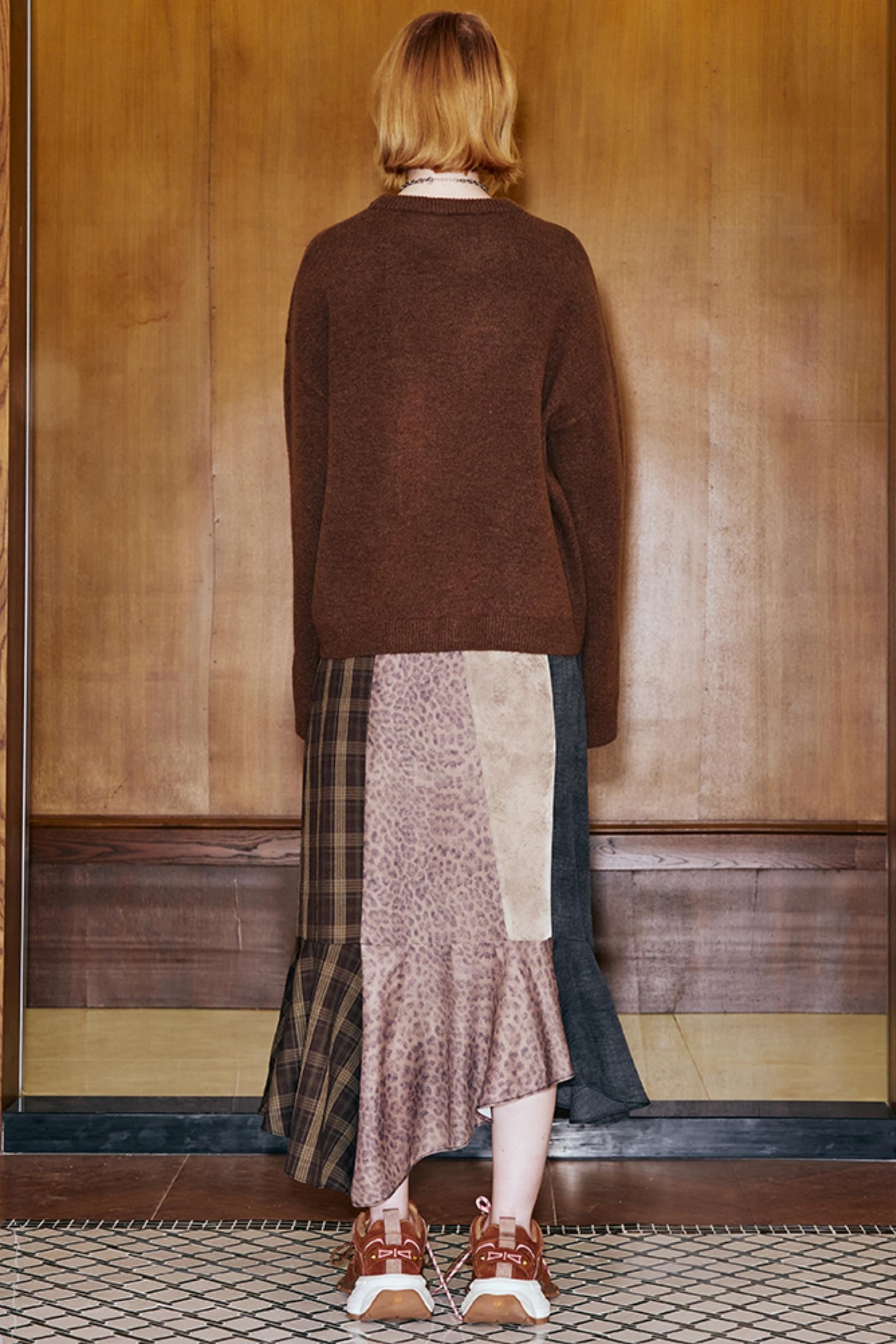 패치워크 데님 레오파드 미디 스커트