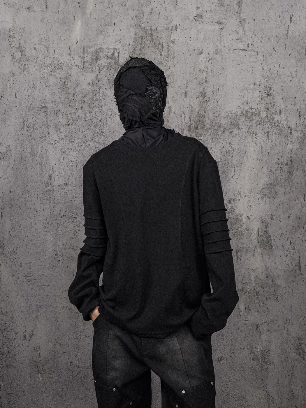 Sudadera con manga atada