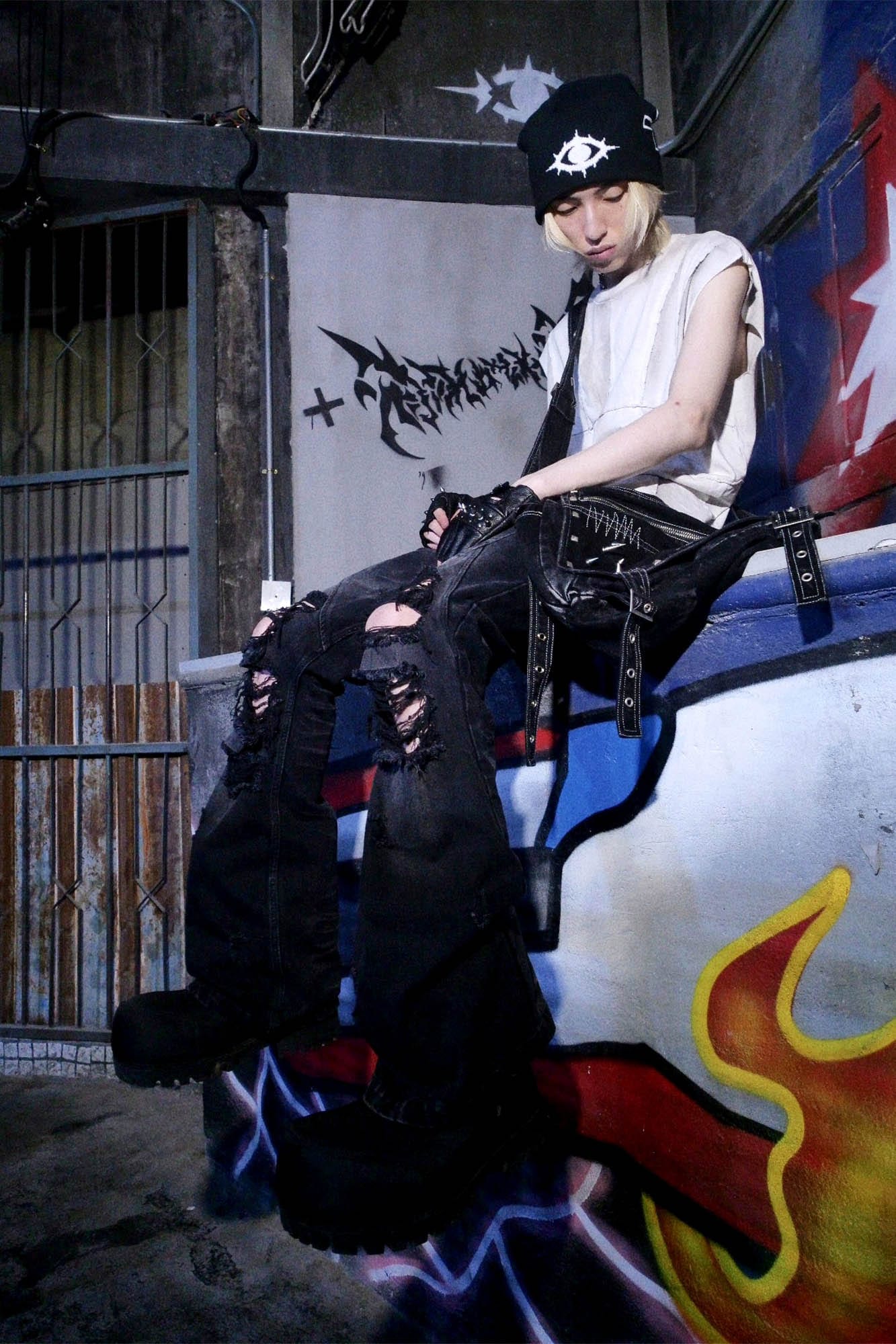 Jeans punk negros angustiados