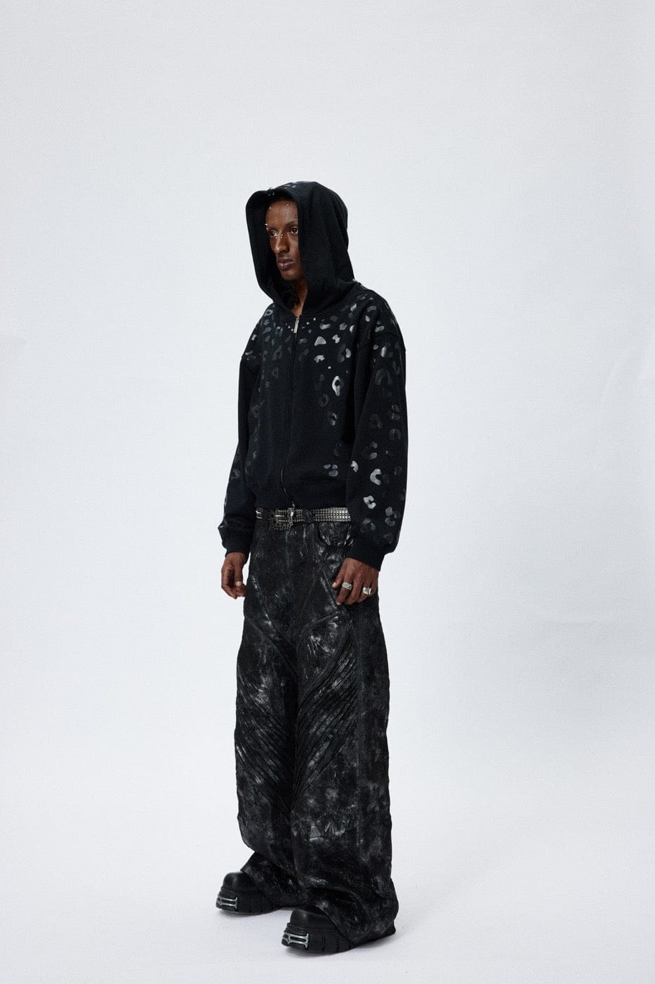 Pantalones de piernas anchas de tinte oscuro