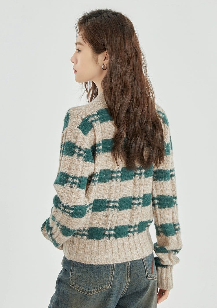 Green and Beige Plaid Knit Cardigan