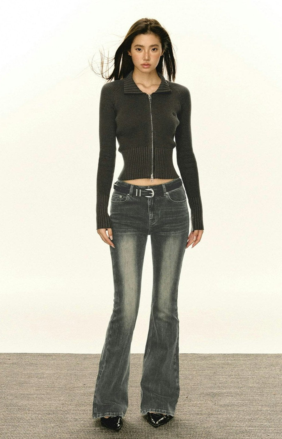 Slim Cropped Ribbed Zip-Up Sweater