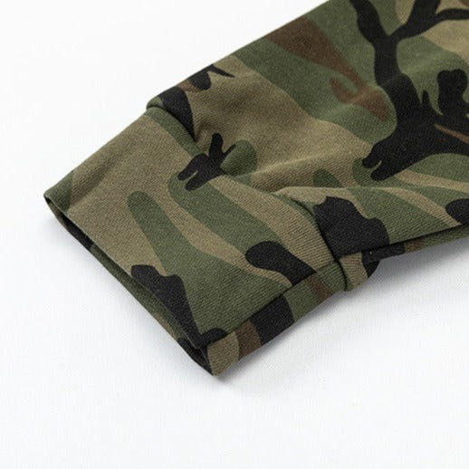 Veste en toison à imprimé camouflage surdimensionné