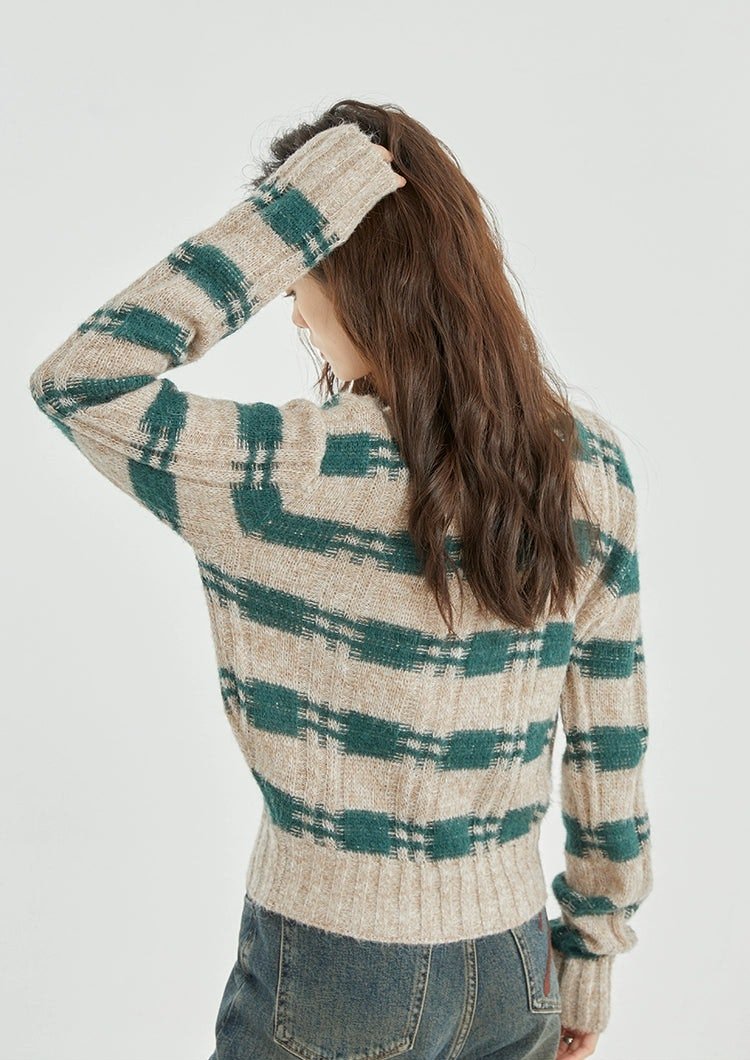 Green and Beige Plaid Knit Cardigan