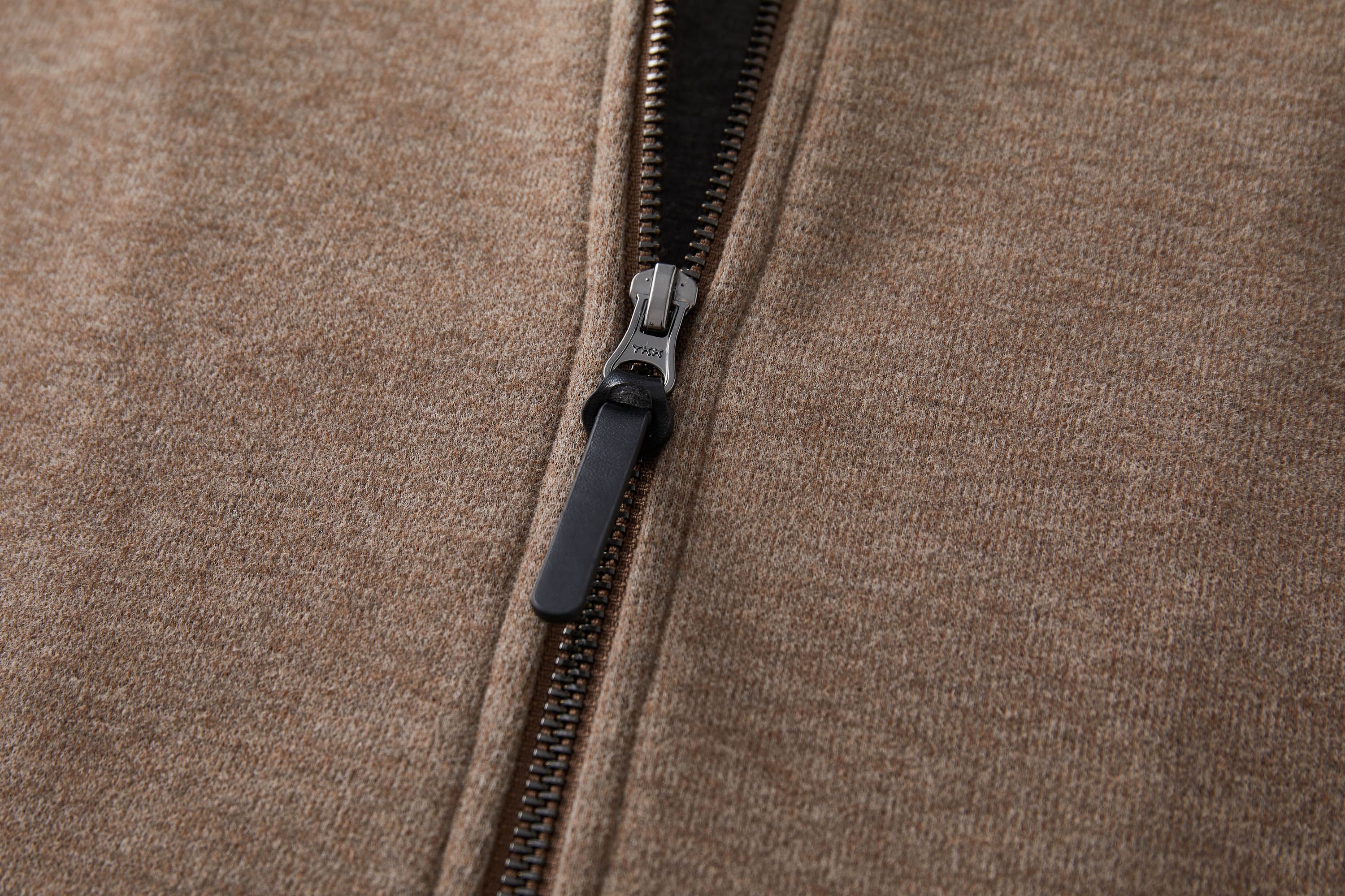 Chaqueta con capucha con cremallera forrada de Sherpa