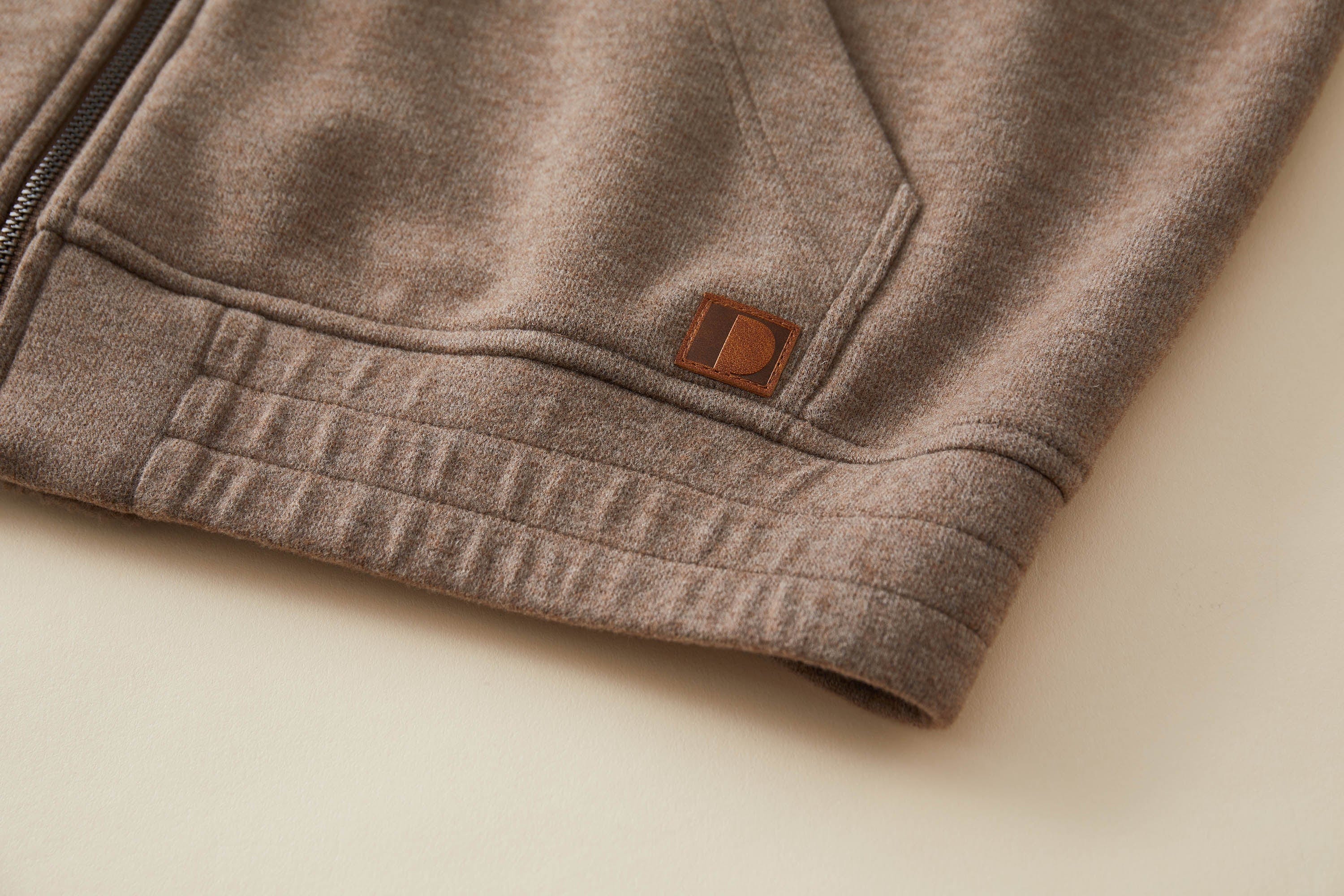 Chaqueta con capucha con cremallera forrada de Sherpa
