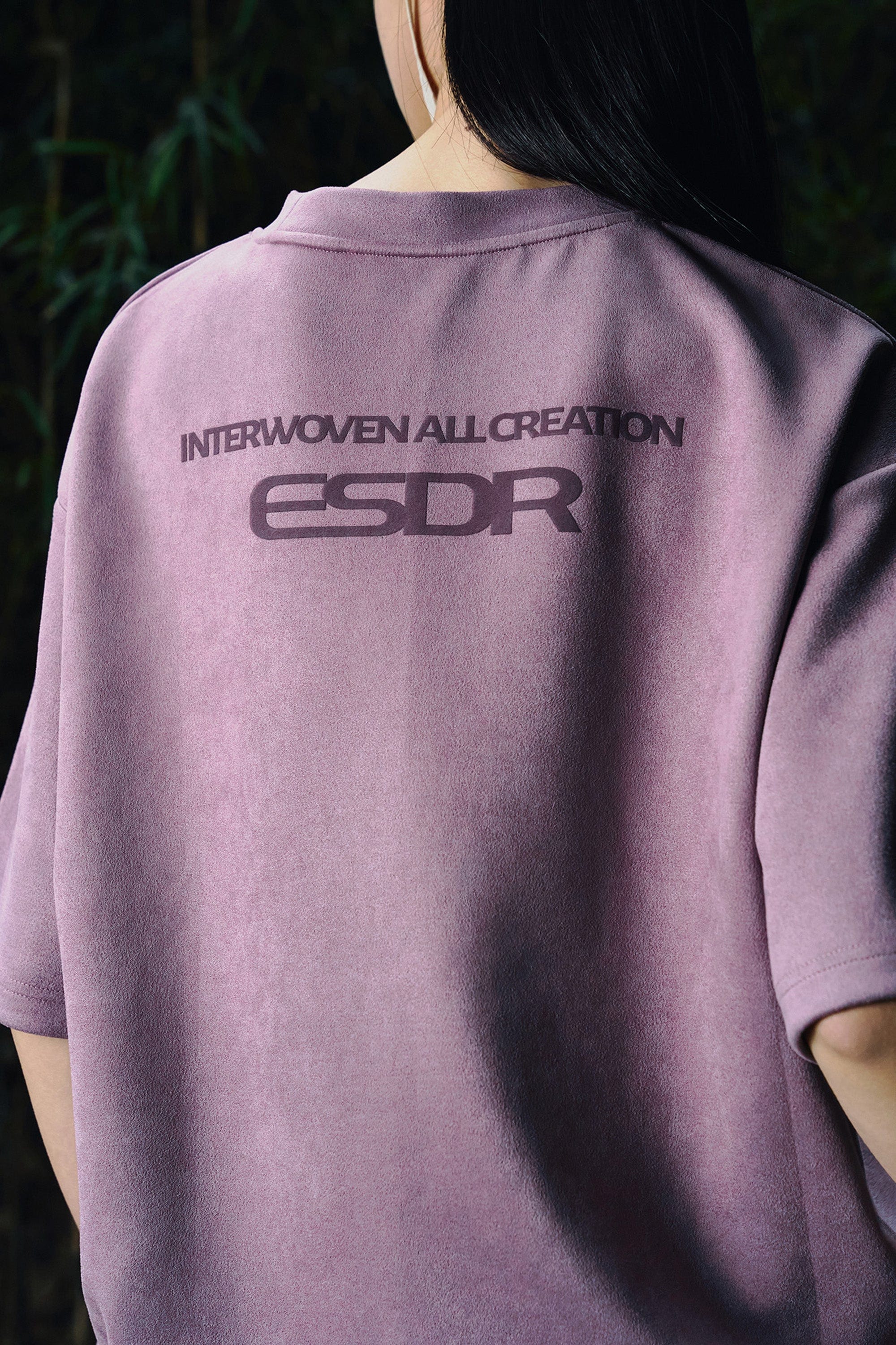 Tee de logotipo entrelazado