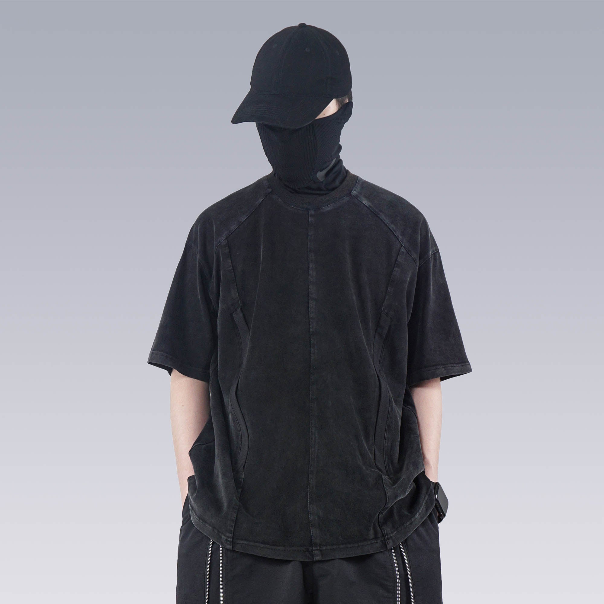 세탁된 기술 티셔츠
