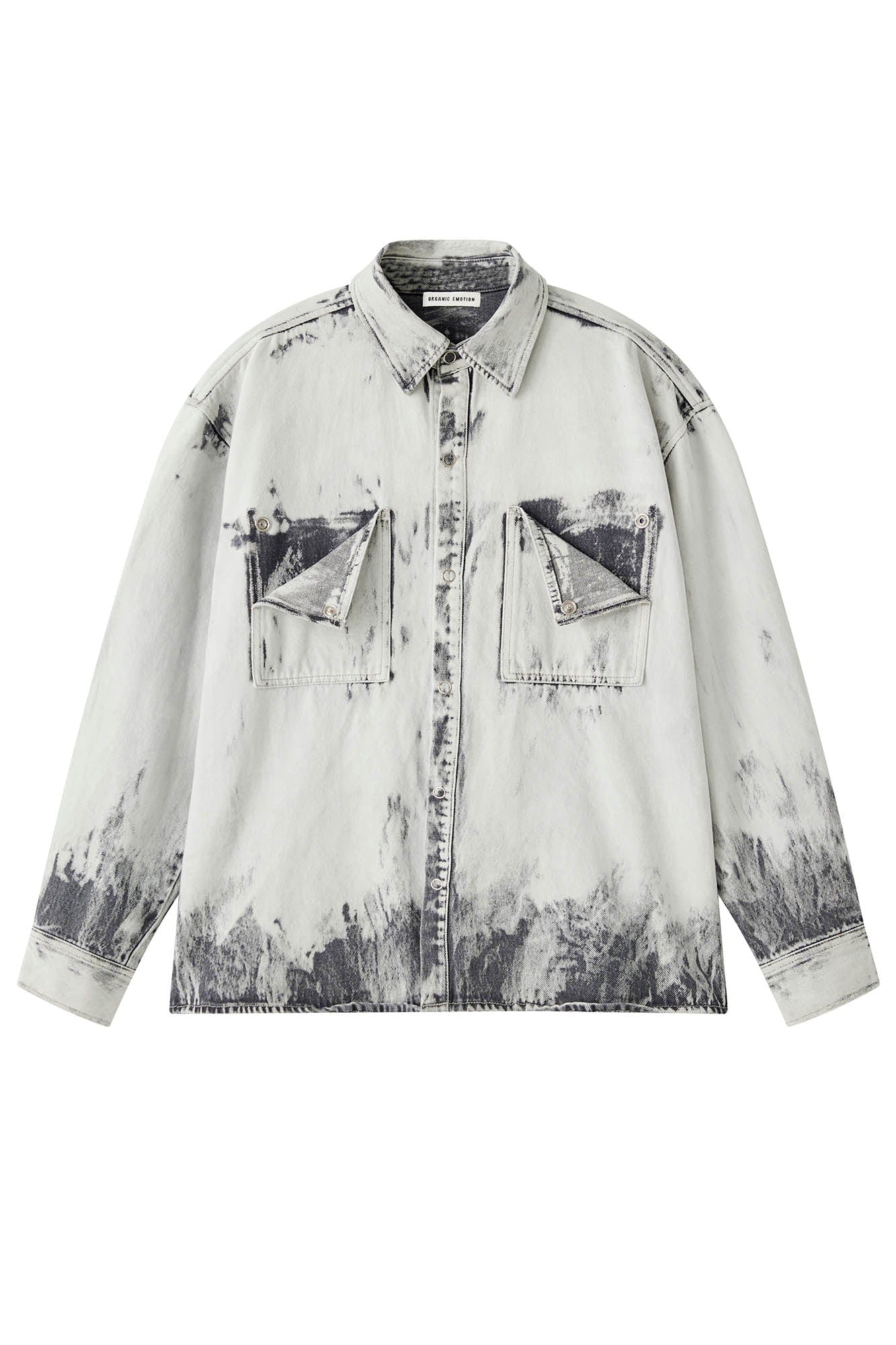Camisa de gran tamaño de mezclilla blanqueada