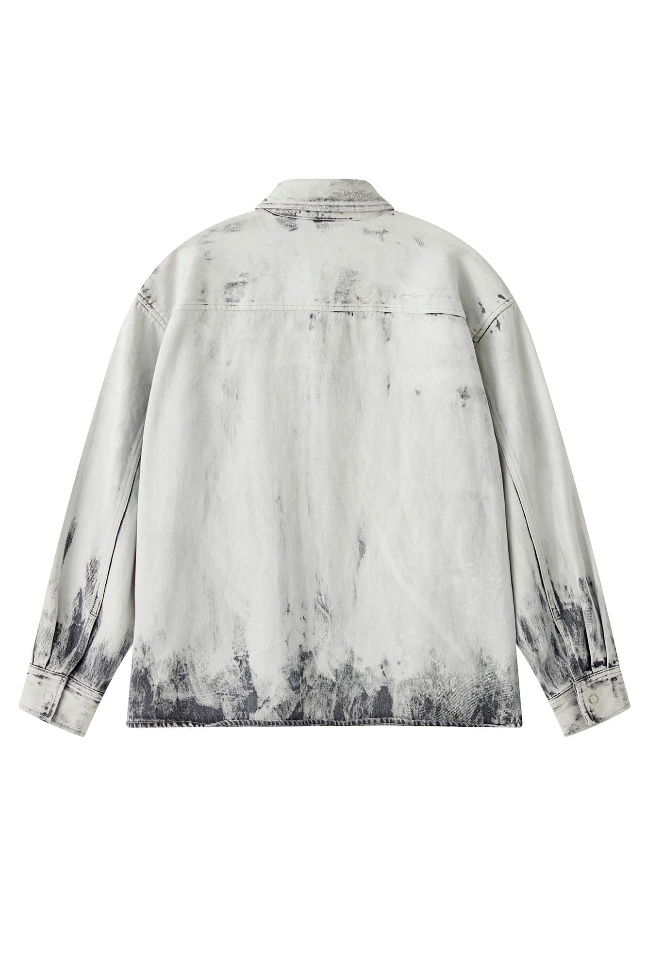 Camisa de gran tamaño de mezclilla blanqueada
