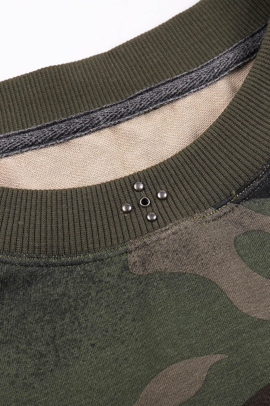 T-shirt Camo Rivet