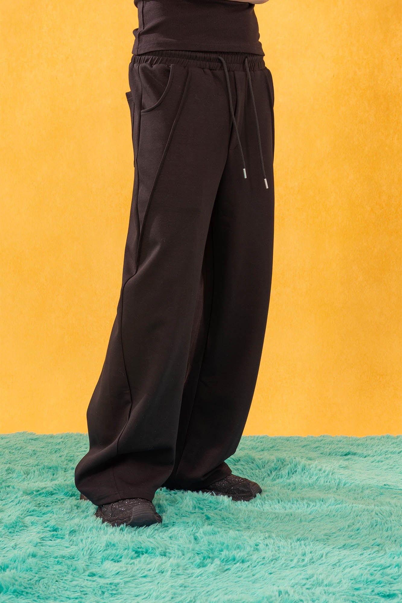 Slanted Spliced Wide-Leg Sweatpants
