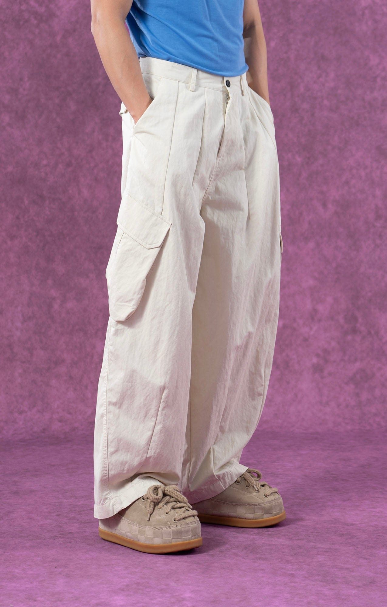 Slanted Pockets Wide-Leg Pants