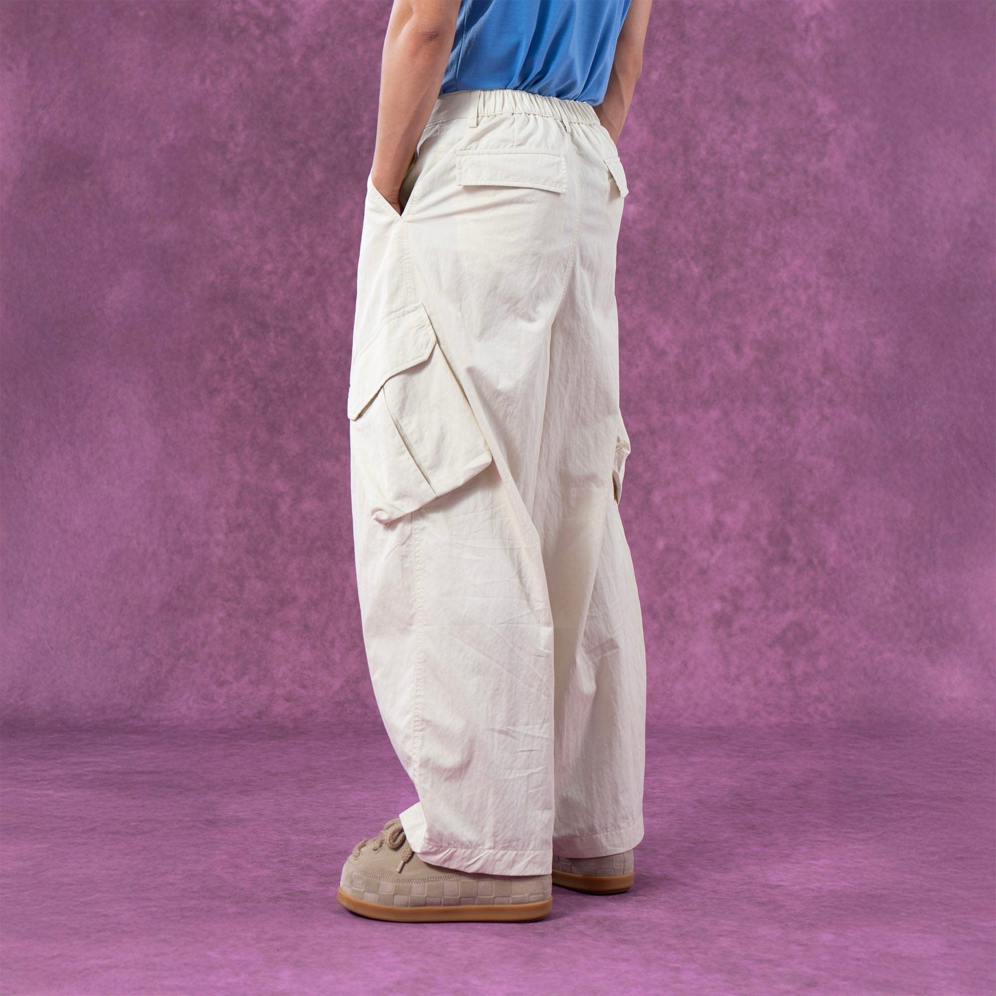 Slanted Pockets Wide-Leg Pants