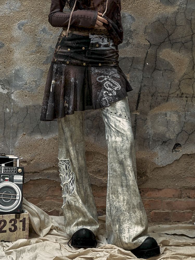 Pantalon à imprimé rose métallique