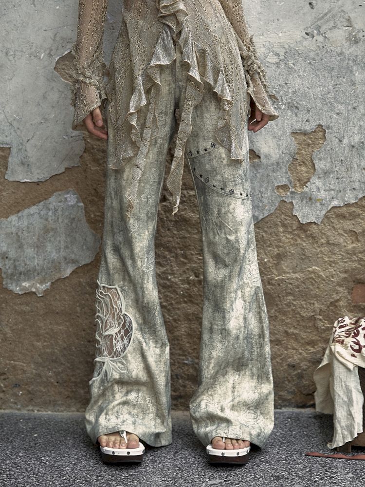 Pantalon à imprimé rose métallique