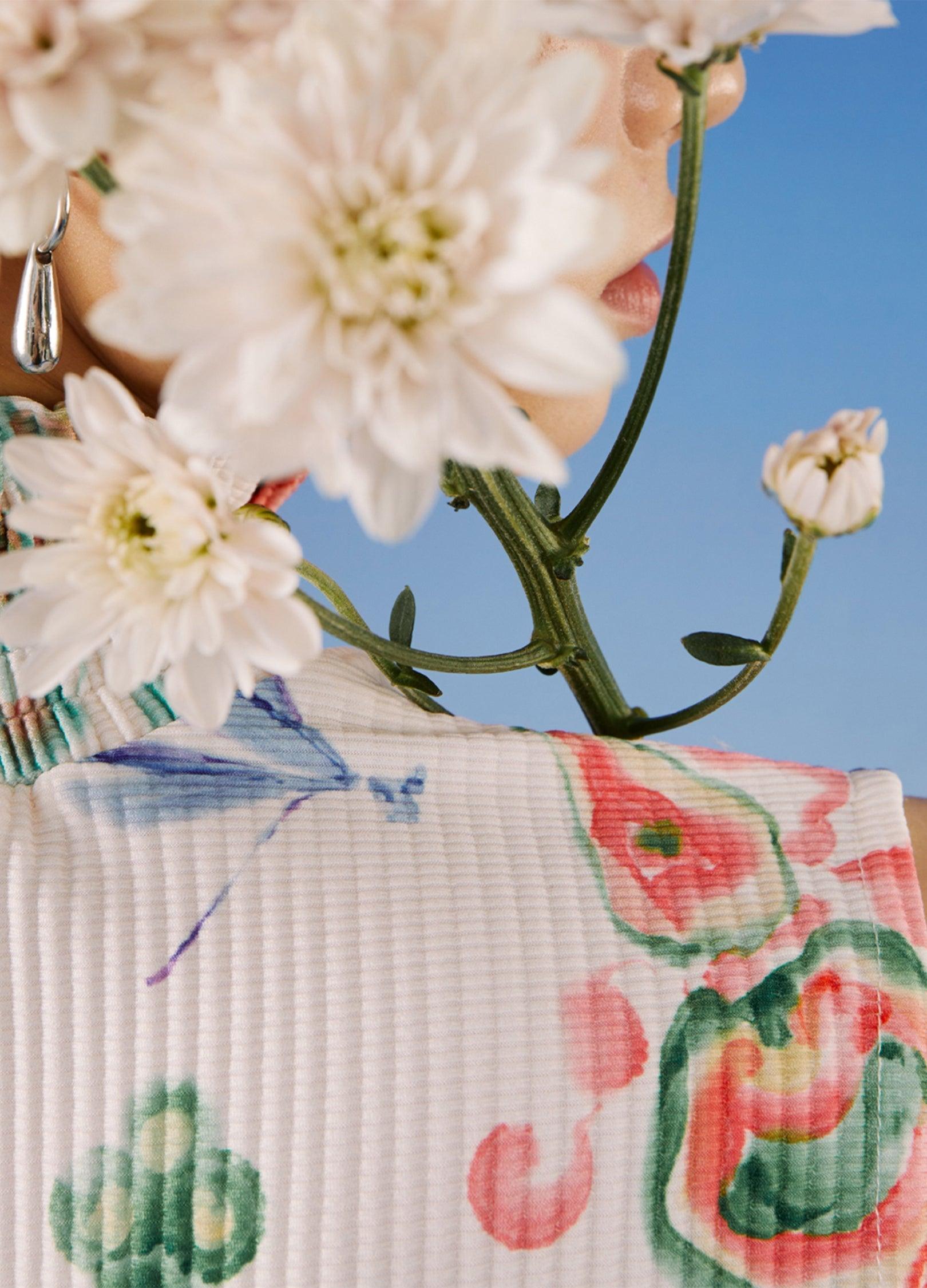 Elegant Floral Qipao Dress by LOUMUTAKU - chiclara