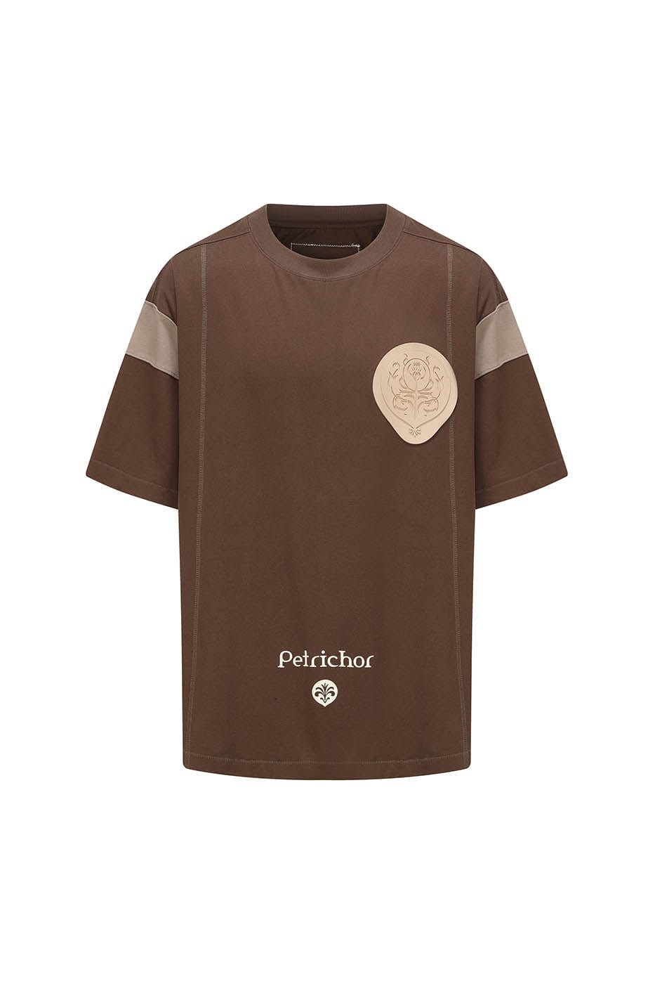 T-shirt de patch en couches