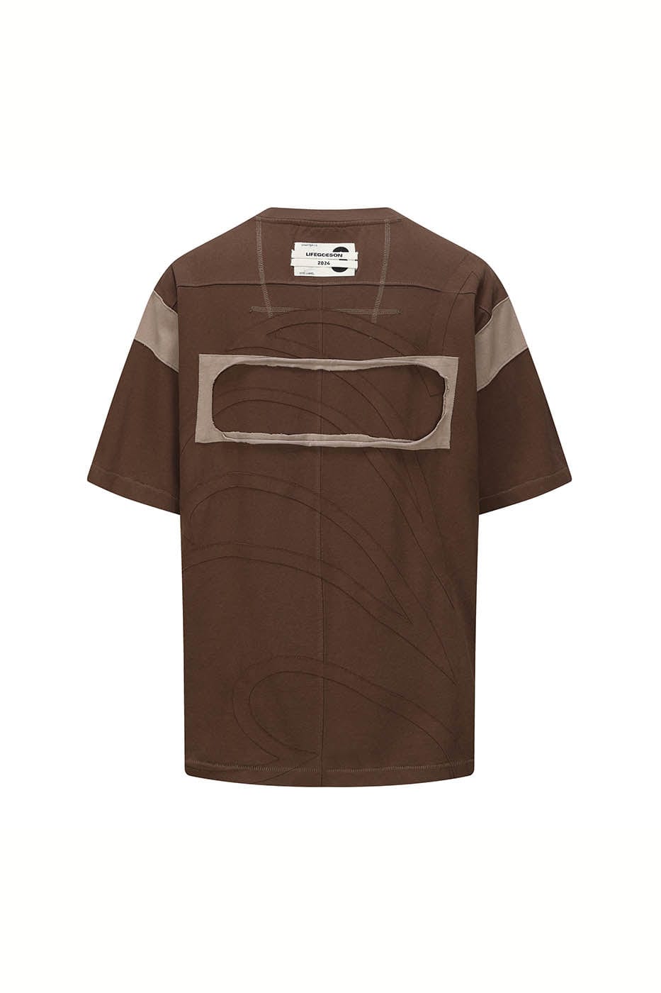 T-shirt de patch en couches