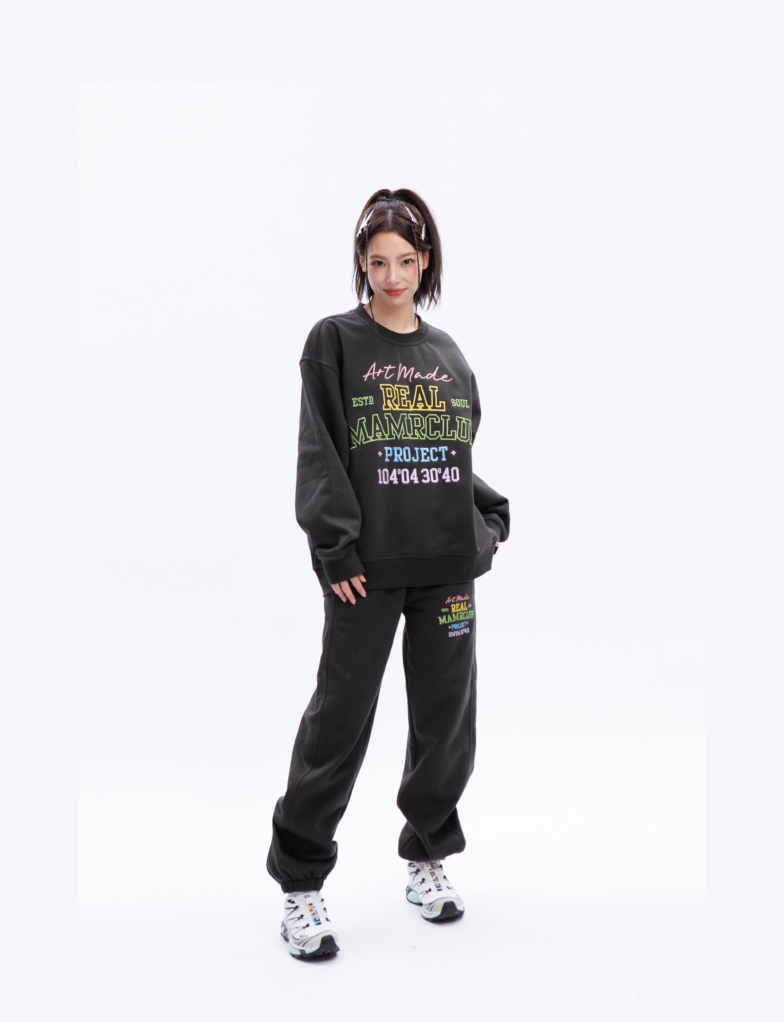 Juego de ropa deportiva redonda