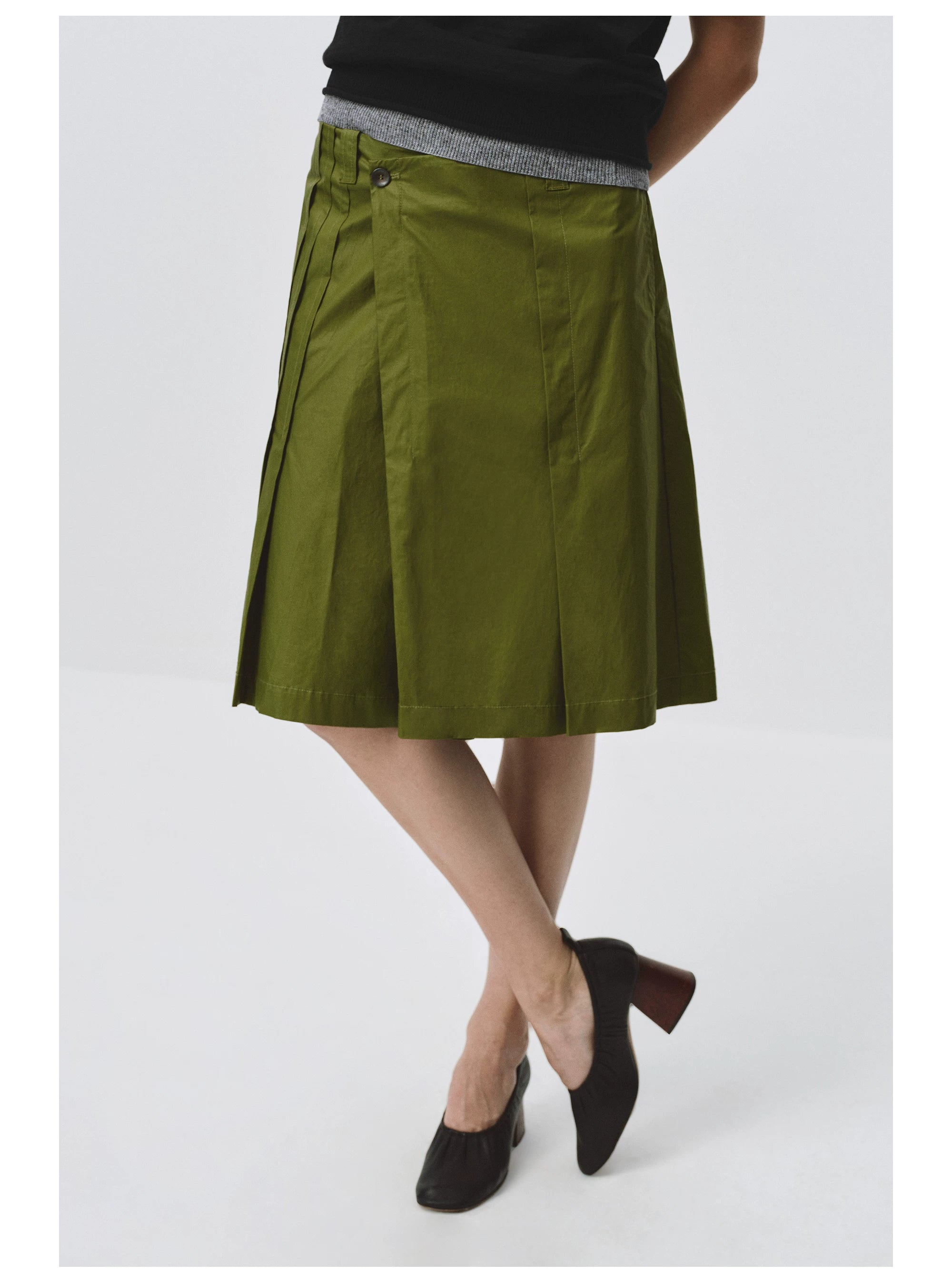 Wrap Pleat Tech Skirt