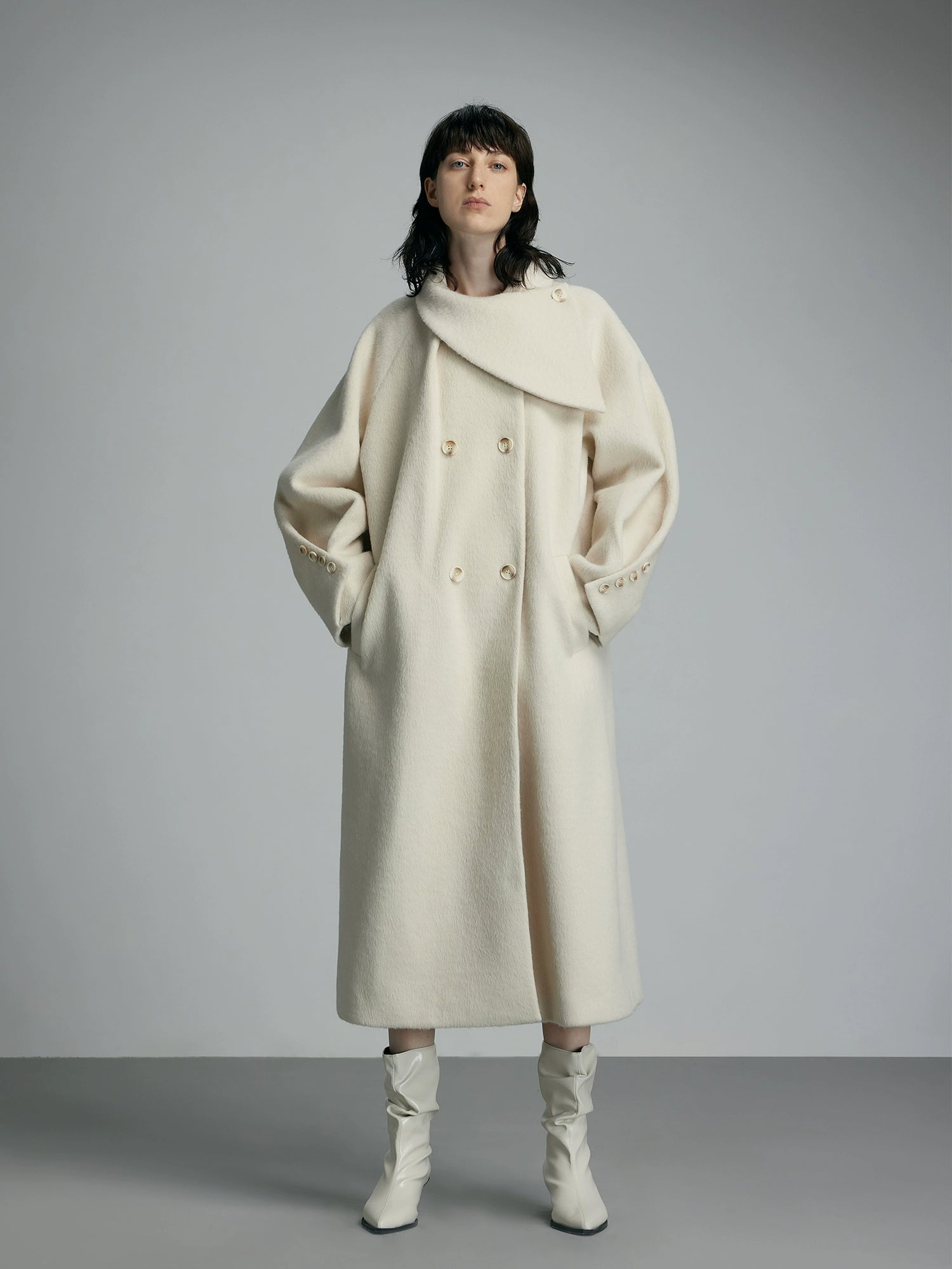 오버사이즈 크림 울 겨울 코트