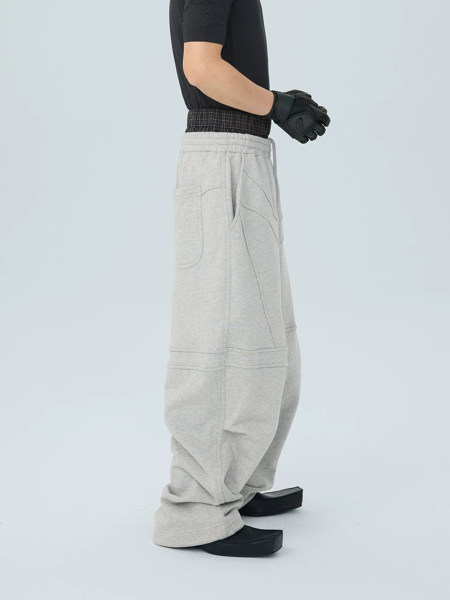 Circuit Paneled Drape Sweatpants