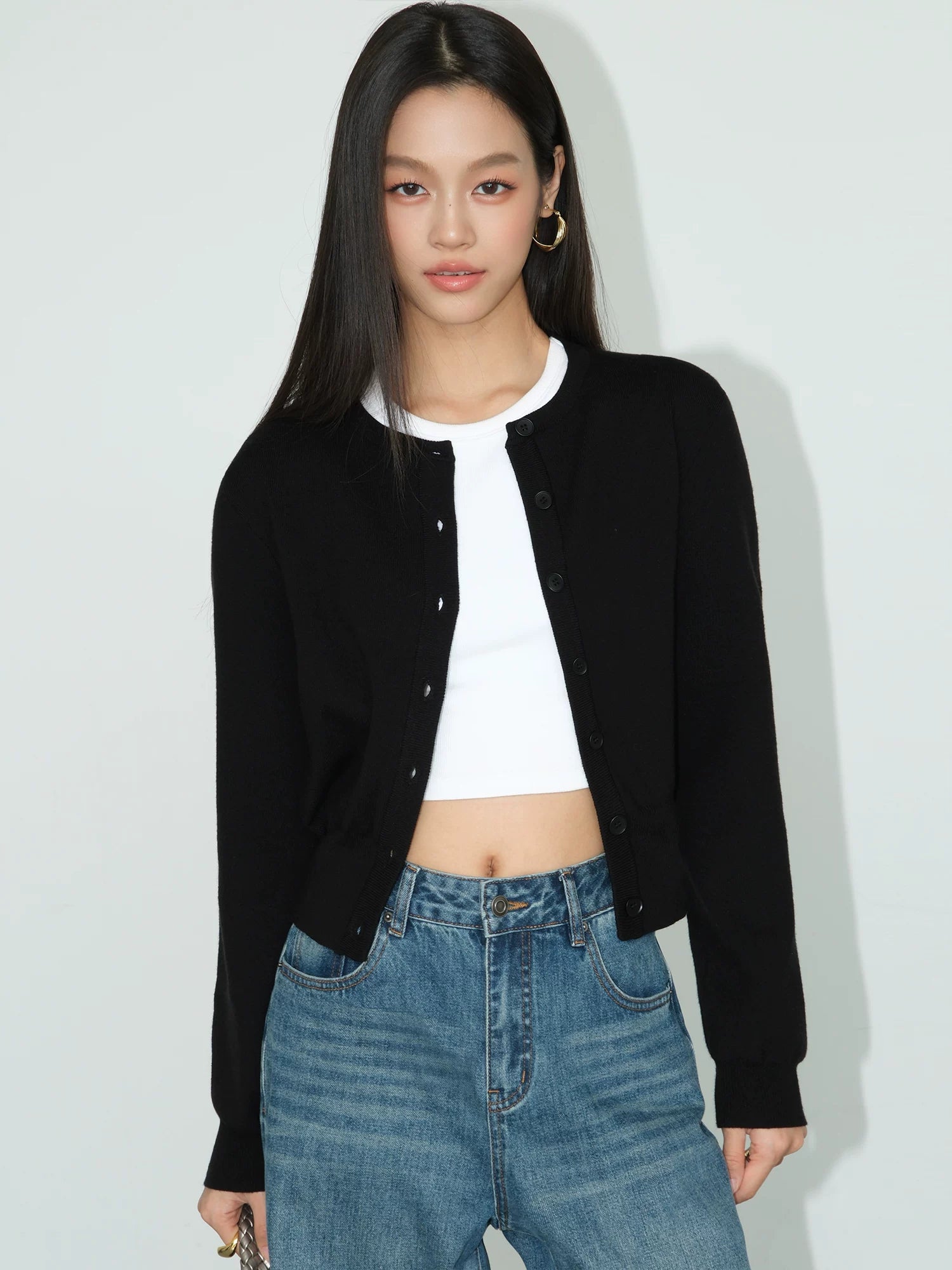 Classic Crew Neck Knit Cardigan