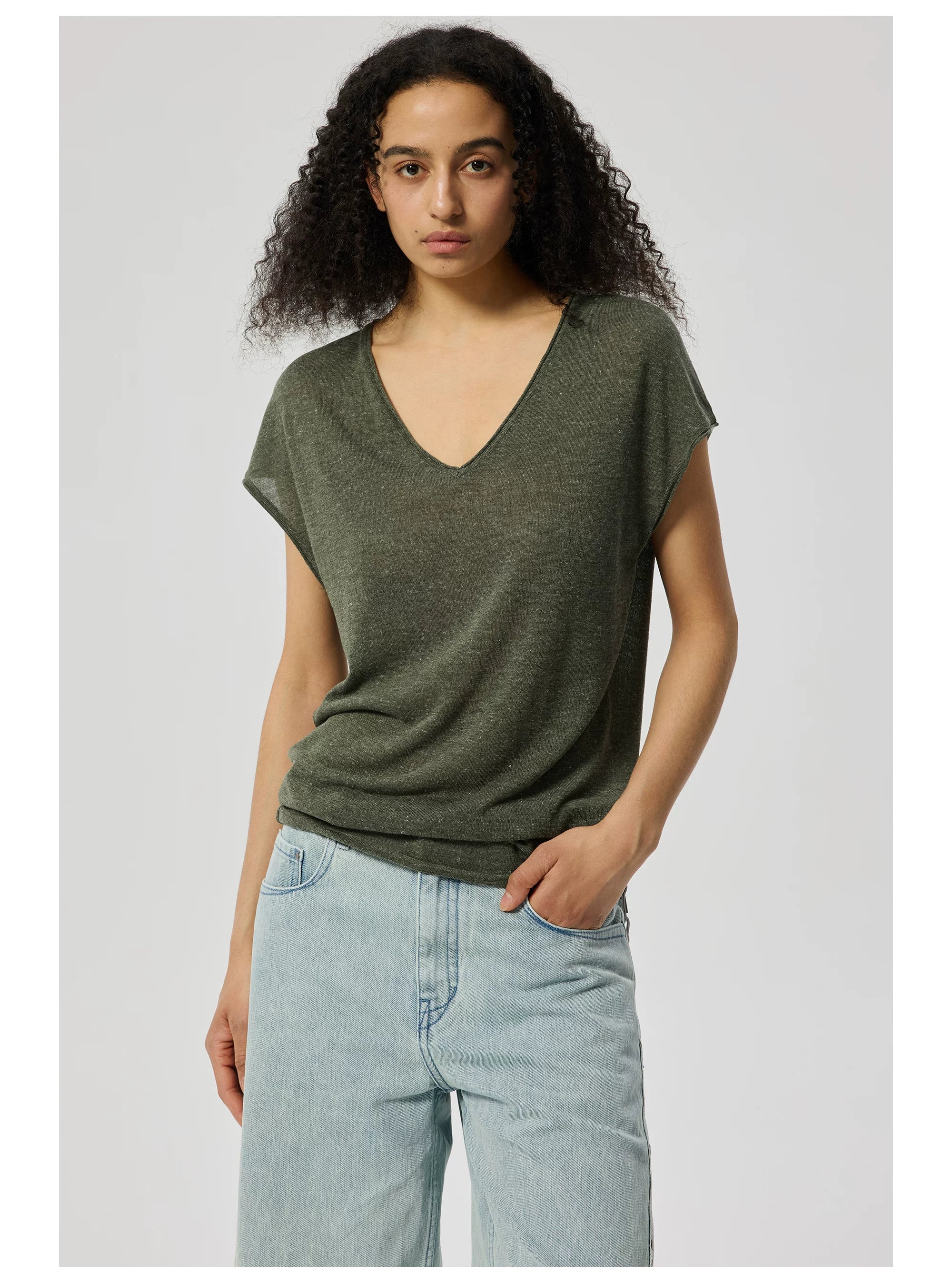 Silvair V-Neck Cap Sleeve Tee