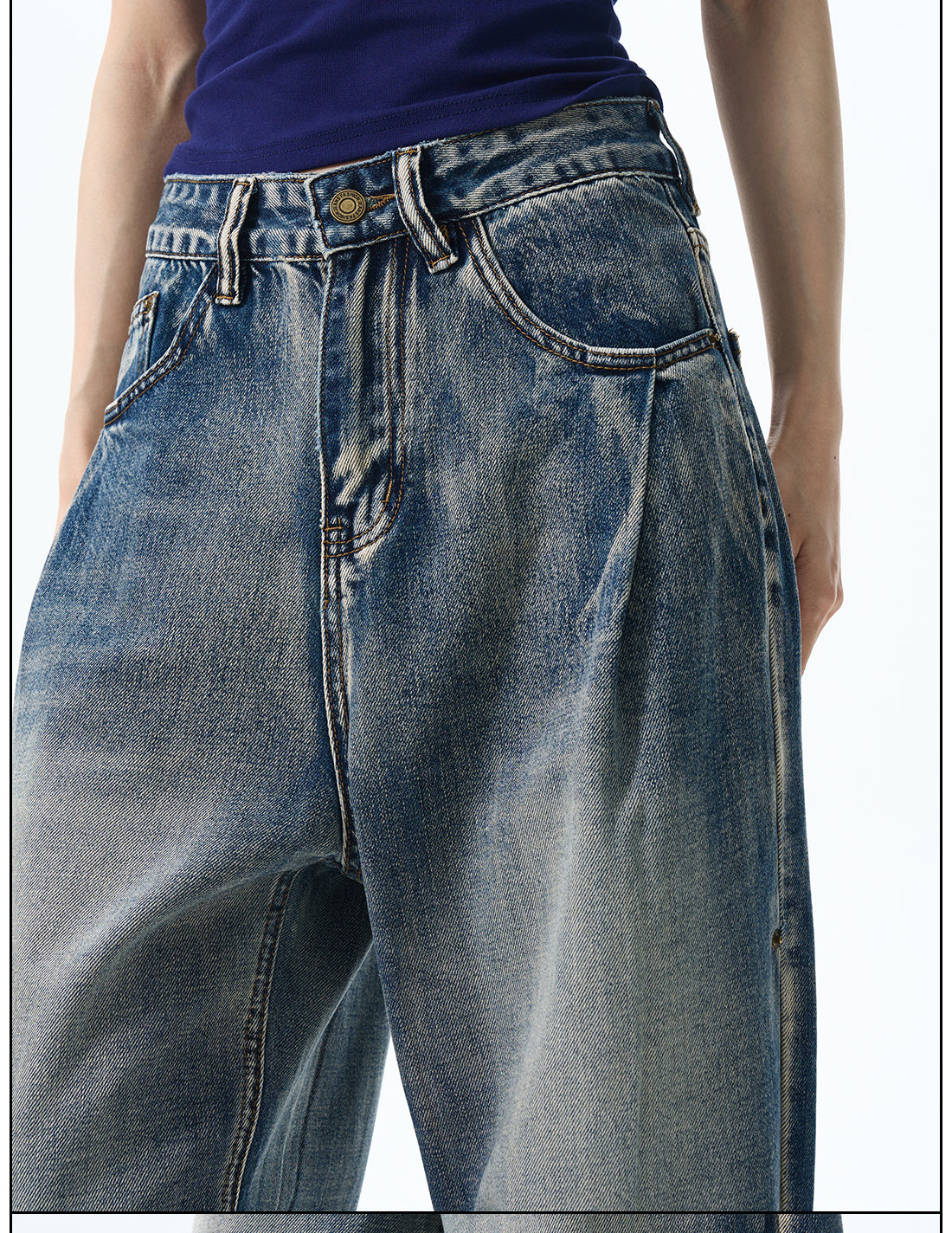 Relaxed Fit Faded Wide Leg Jeans