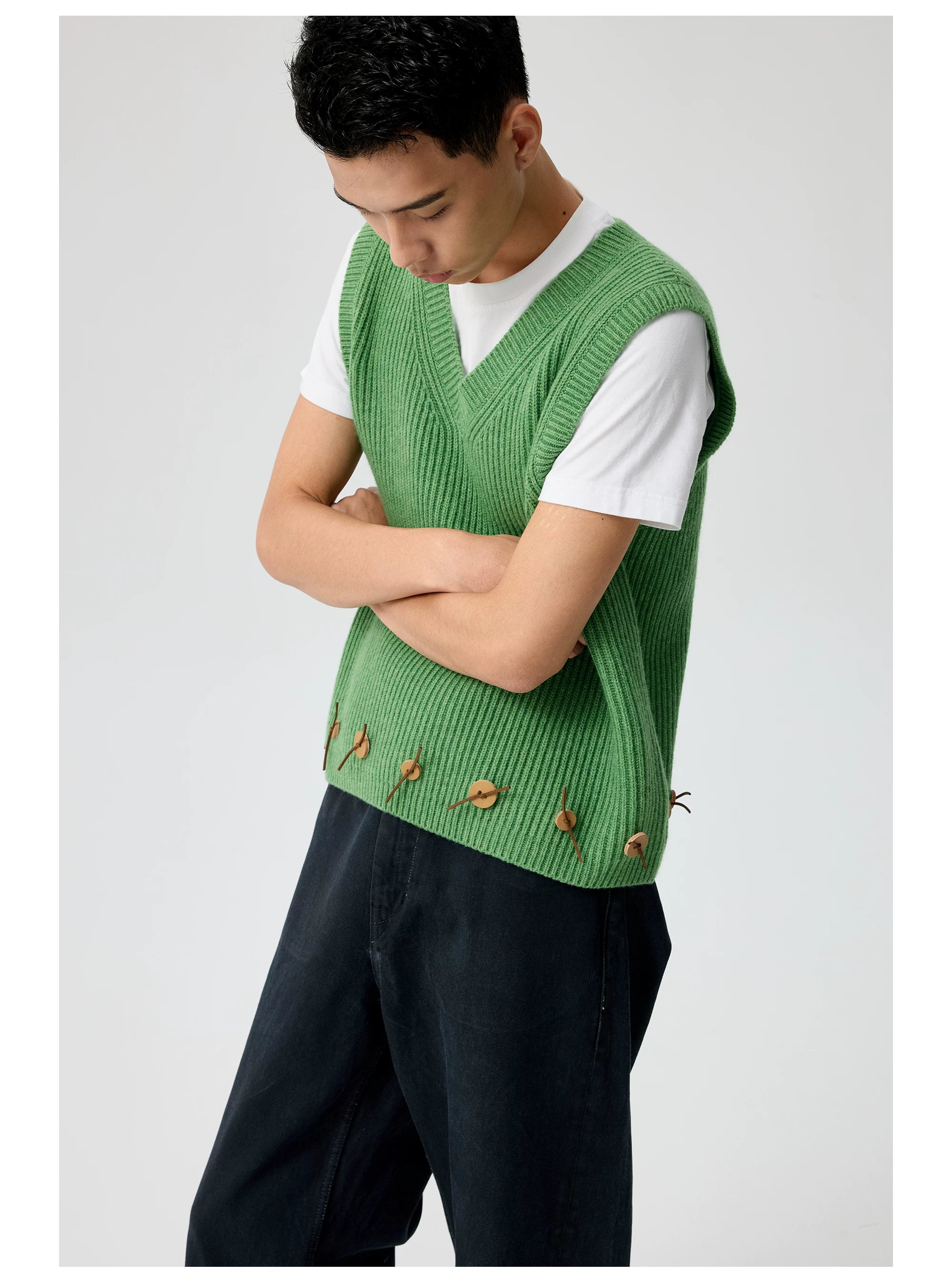Embroidered Ribbed Button Knit Vest