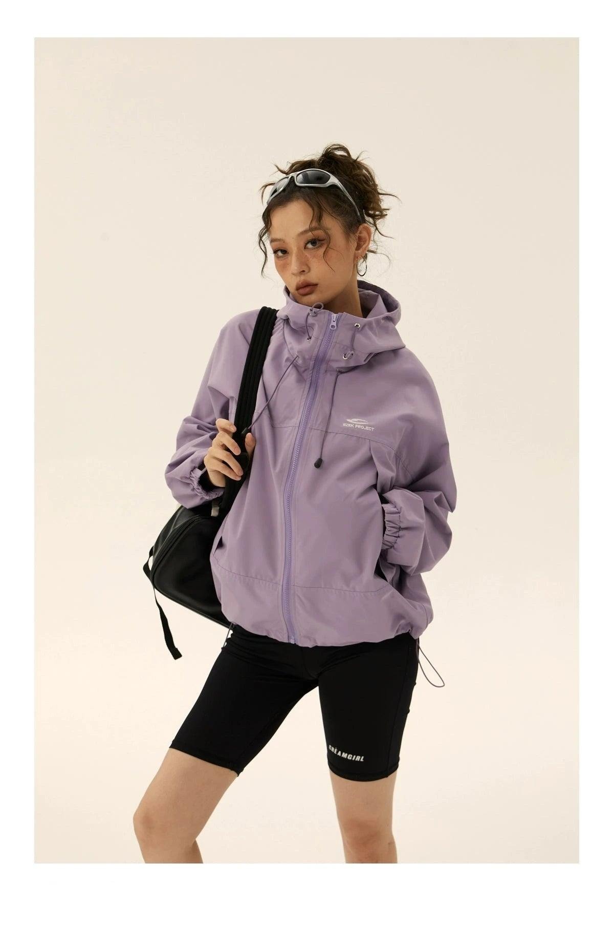 Ezek O'Neill sudadera con capucha de gran tamaño negro - chaqueta con cremallera creciente para mujeres con logotipo y capucha con cordón