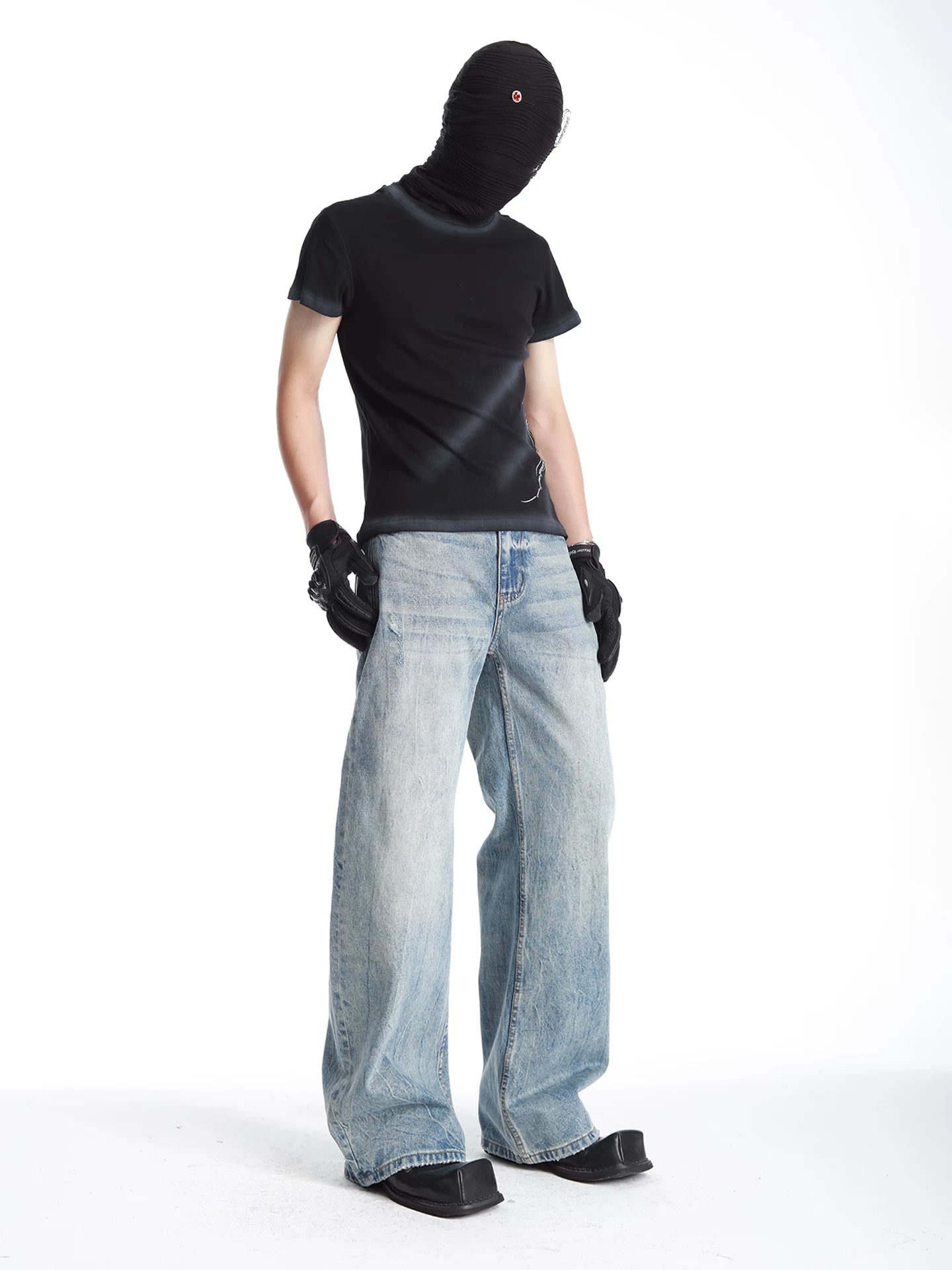 Vintage Wash Barrel-Leg Jeans