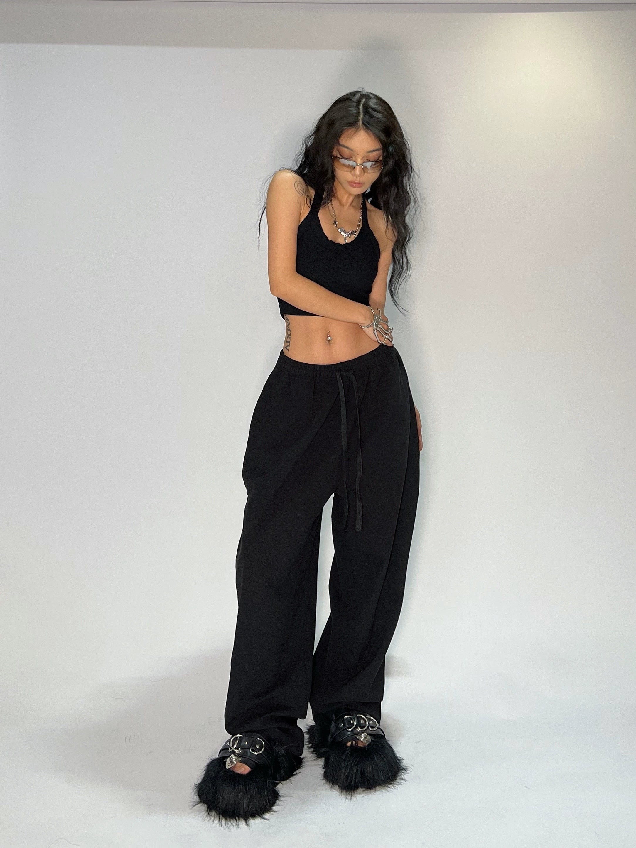 Spicy Solid Color Loose Jazz Dance Pants - chiclara