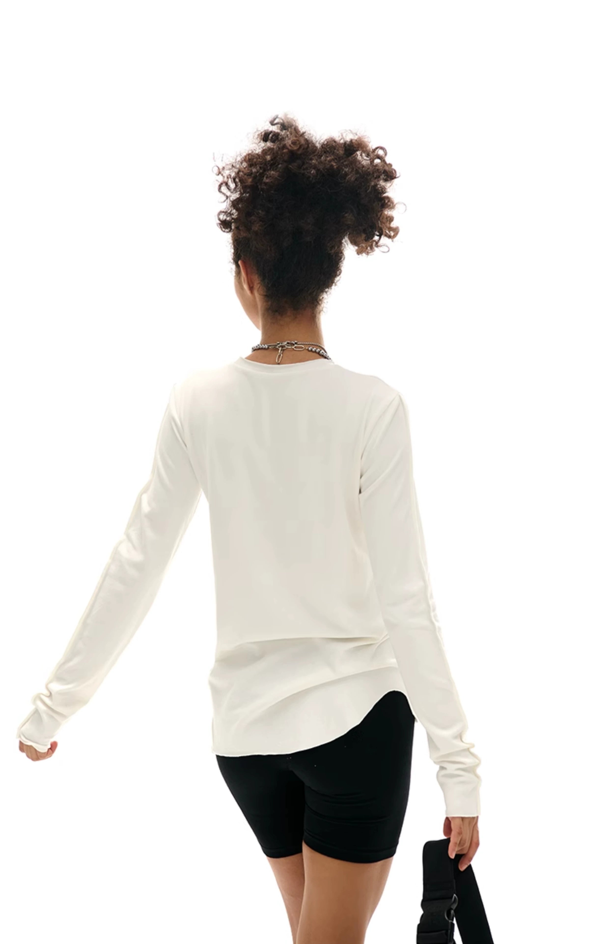 Camiseta de manga larga de ajuste delgado de cuello redondo