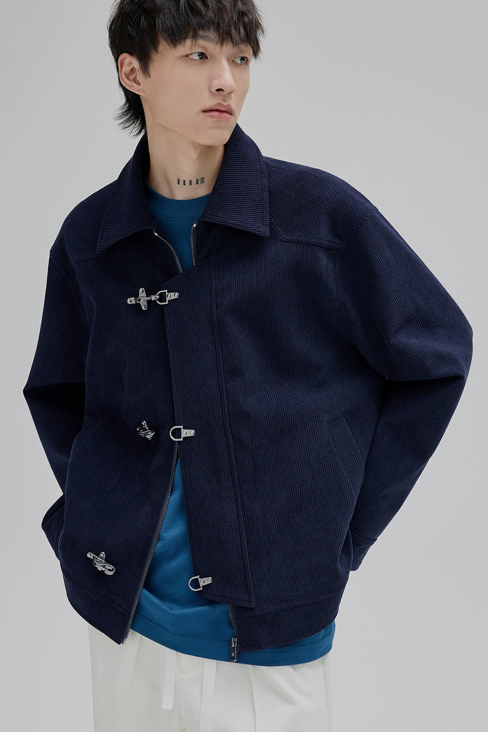 Chaqueta corta de collar cuadrado de prensa-stud